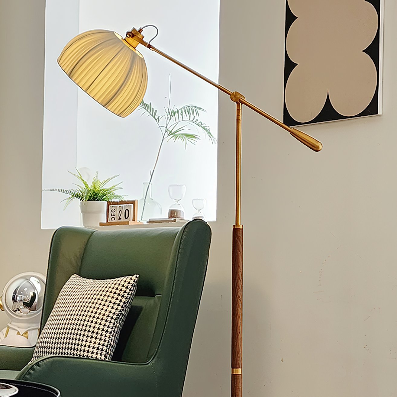 vintage-pleated-fabric-standing-lamp-with-polished-wood-base-for-living-room
