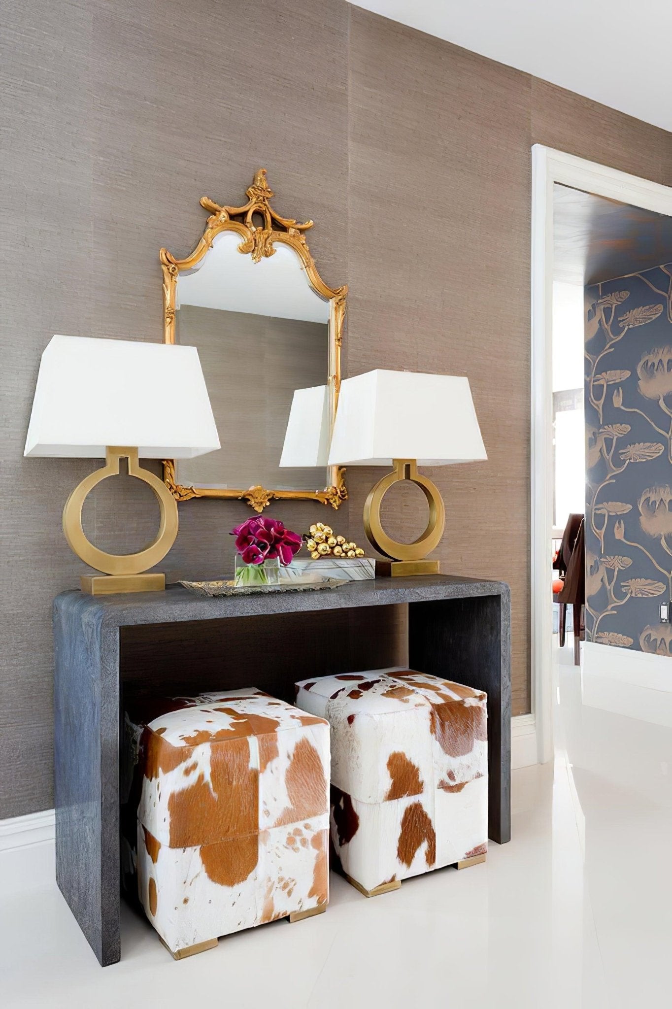 Modern Ring Silhouette Table Lamp with Fabric Shade for Bedside or Living Room