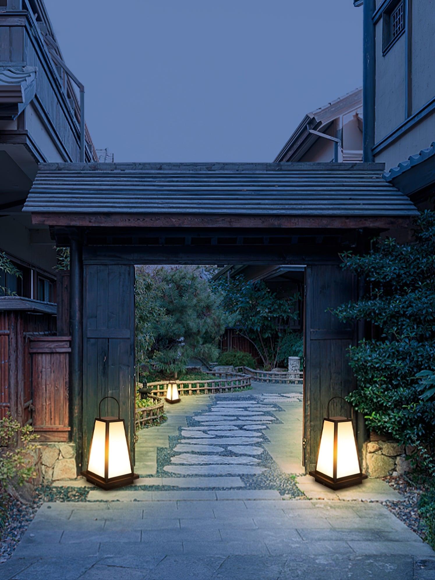 Modern Roam Lantern Outdoor Garden Landscape Table Lamp with IP65 Waterproof Rating