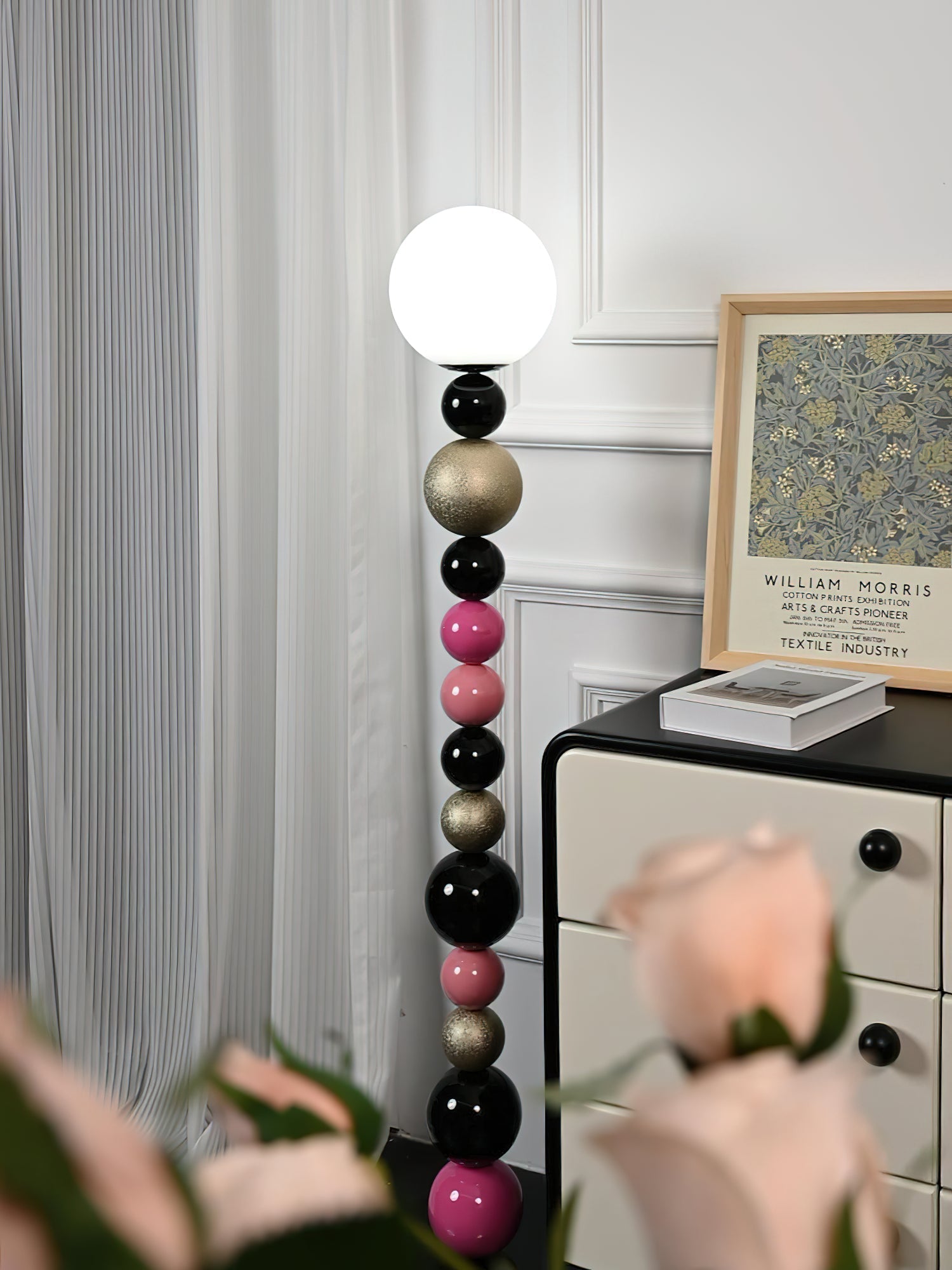 Modern Round Ball Stacking Floor Lamp with Spherical Glass Shades and Metal Base