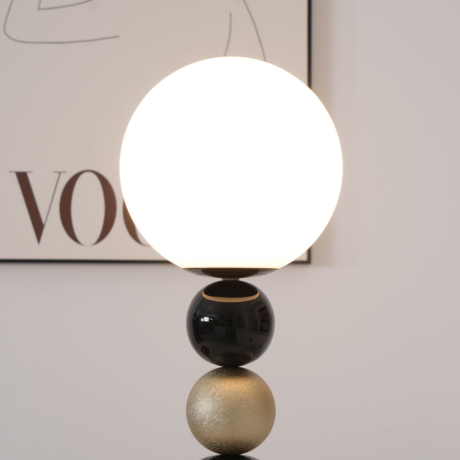 Modern Stacked Sphere Glass Table Lamp Contemporary Globe Accent Light for Bedside Decor