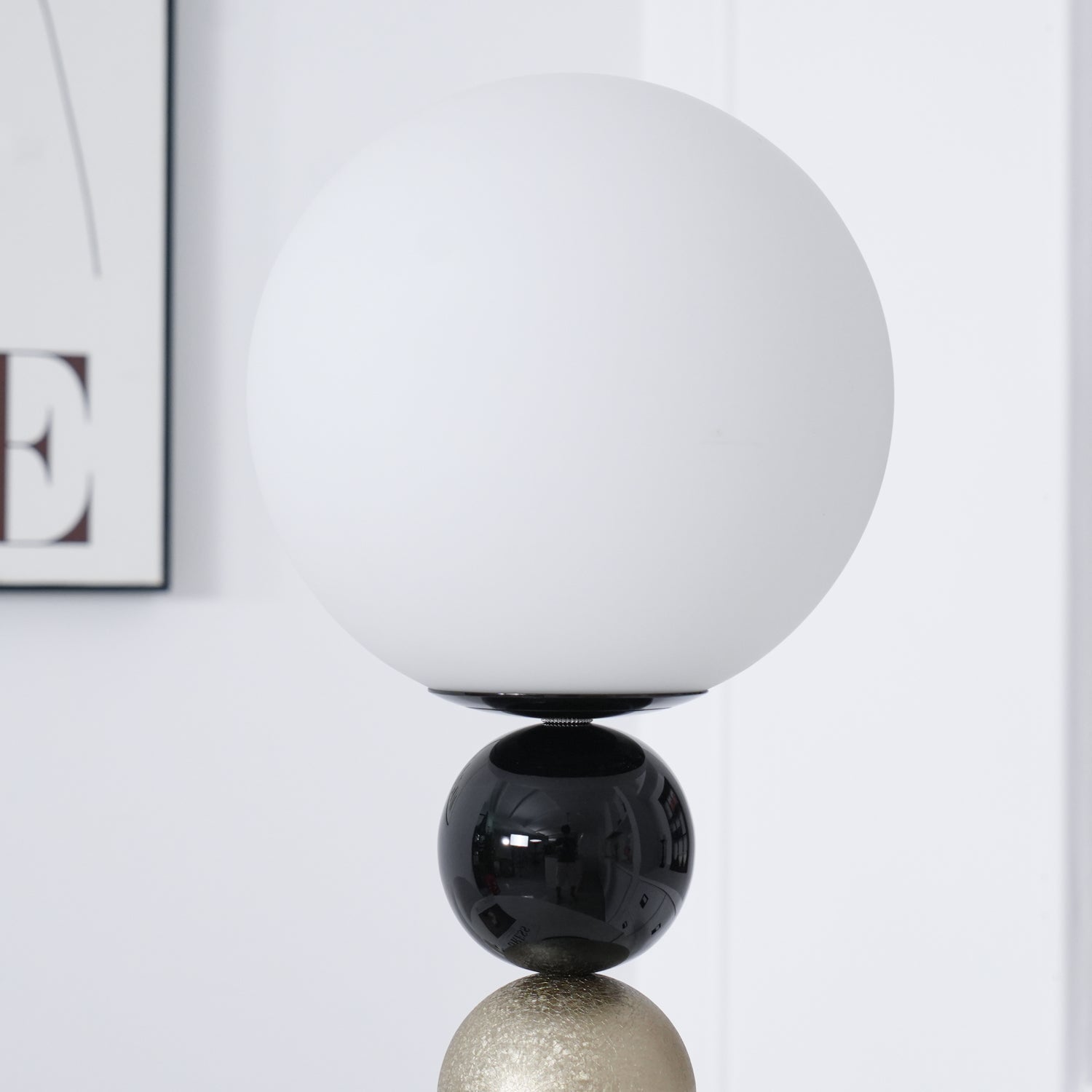Modern Stacked Sphere Glass Table Lamp Contemporary Globe Accent Light for Bedside Decor