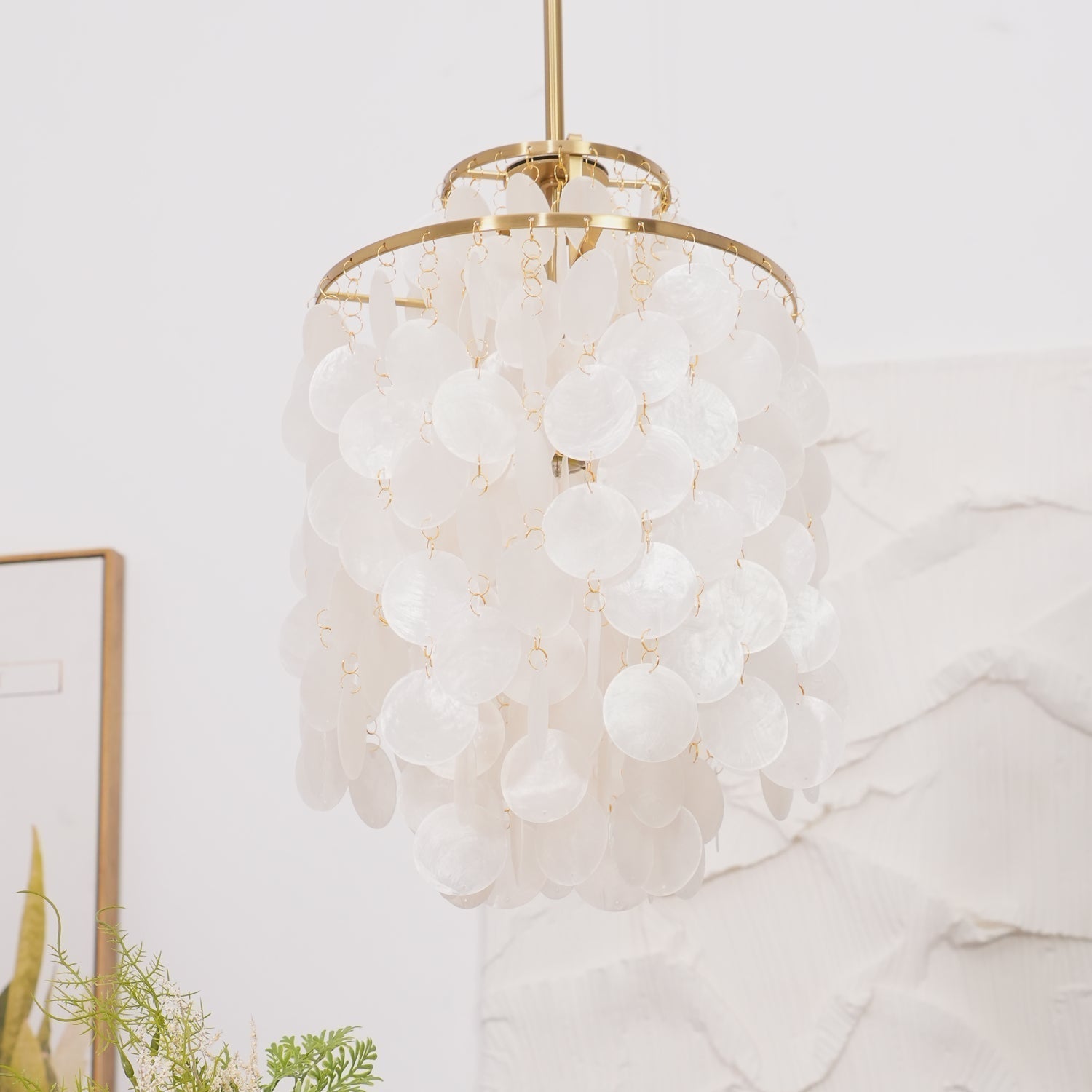 Modern Round Shell Pendant Light Coastal Chandelier for Living Room and Bedroom