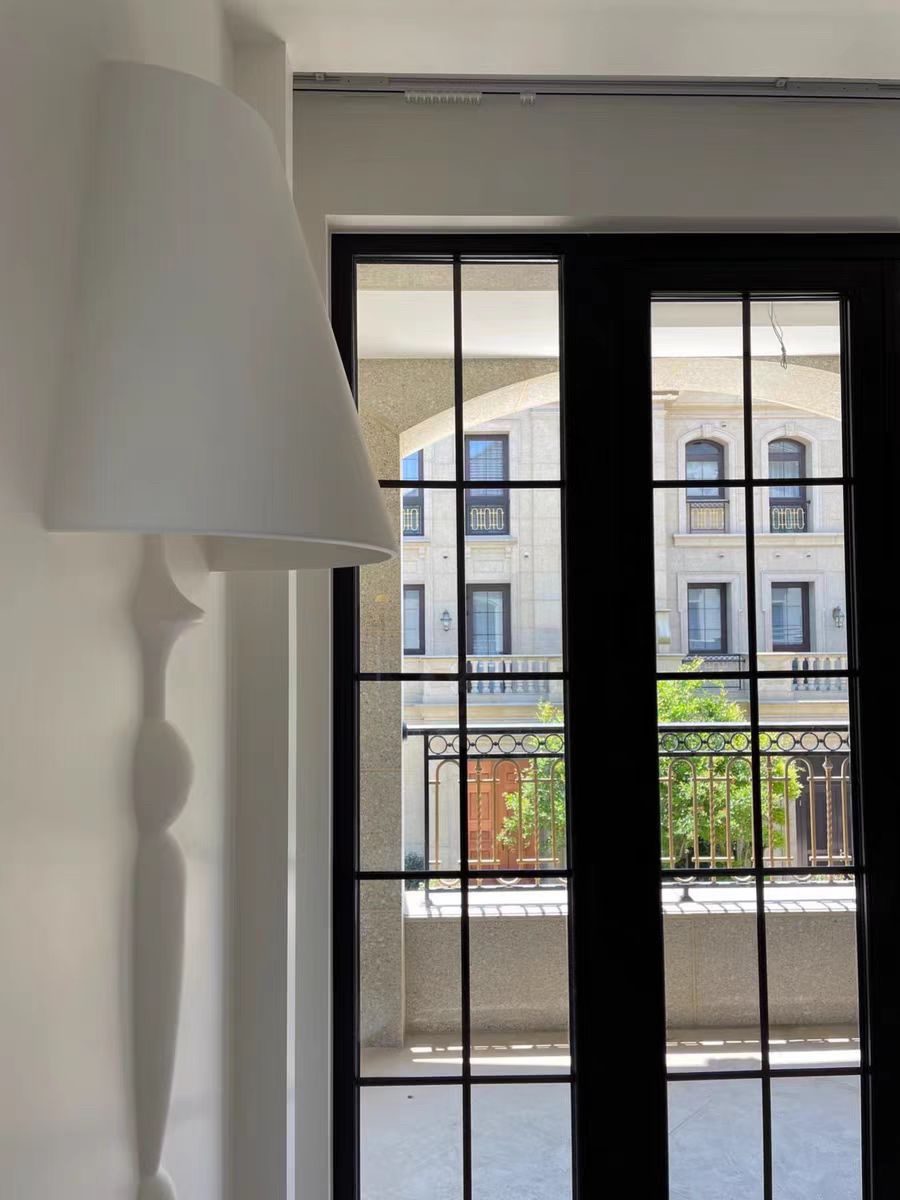 minimalist-recessed-white-plaster-style-led-wall-light-for-indoor-decor