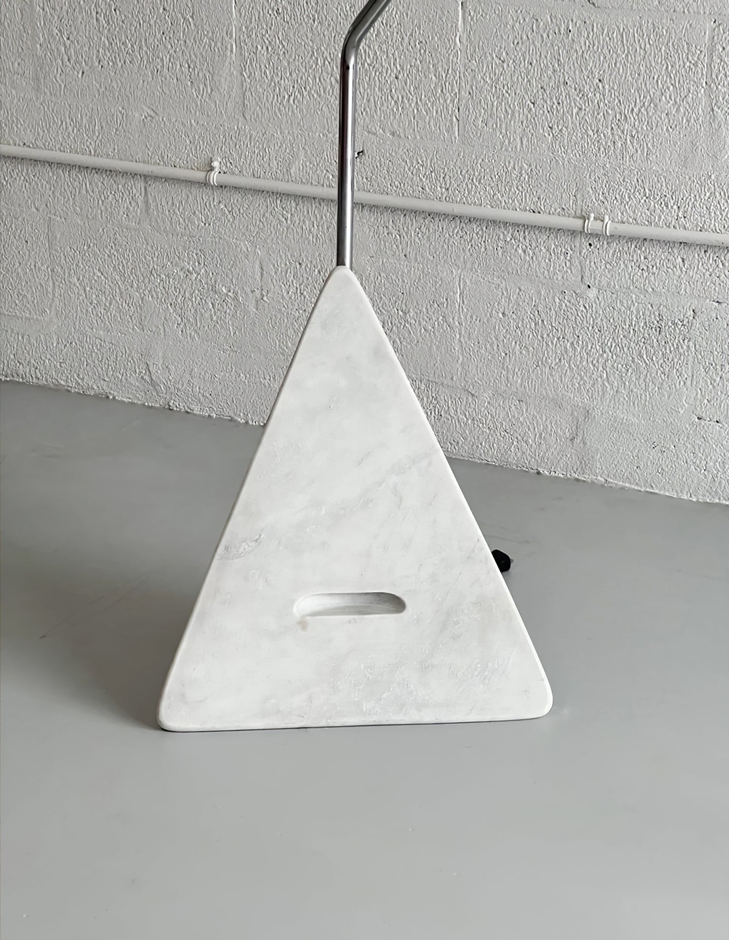 Salocchi Modern Arched Marble Floor Lamp with Integrated LED Standing Lighting for Indoor Spaces