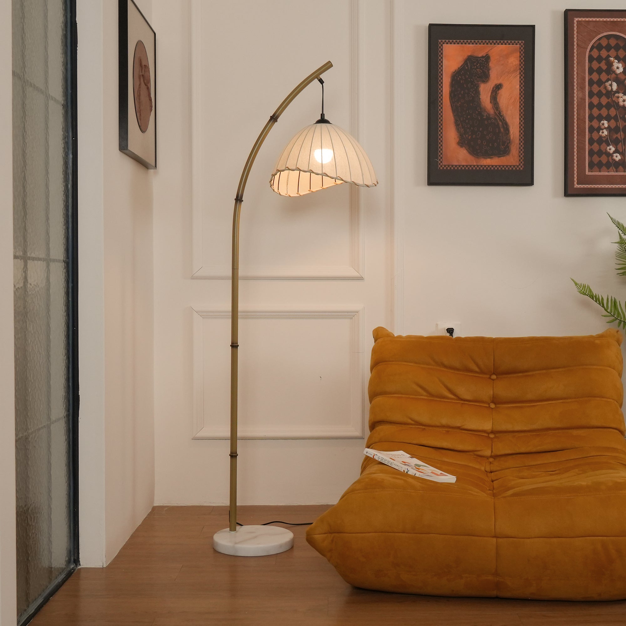 Sanna Curved Bamboo Floor Lamp with Marble Base and Beige Linen Shade for Modern Living Rooms