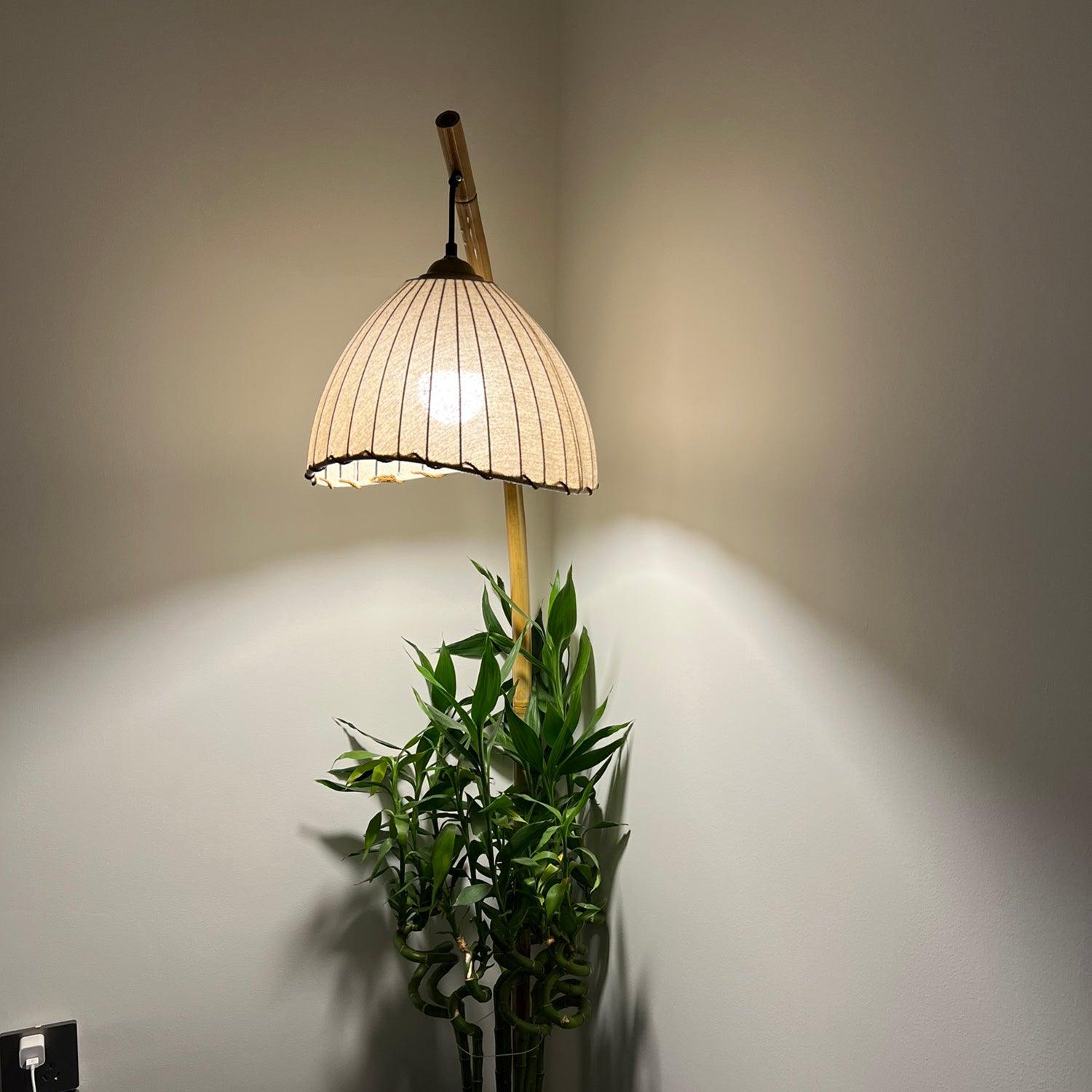 Sanna Curved Bamboo Floor Lamp with Marble Base and Beige Linen Shade for Modern Living Rooms