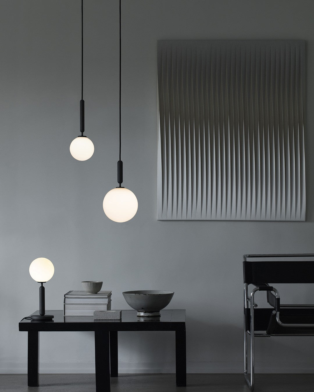 Modern Glass Sphere Pendant Light Nordic Mouth Blown Hanging Lamp for Dining Room and Kitchen