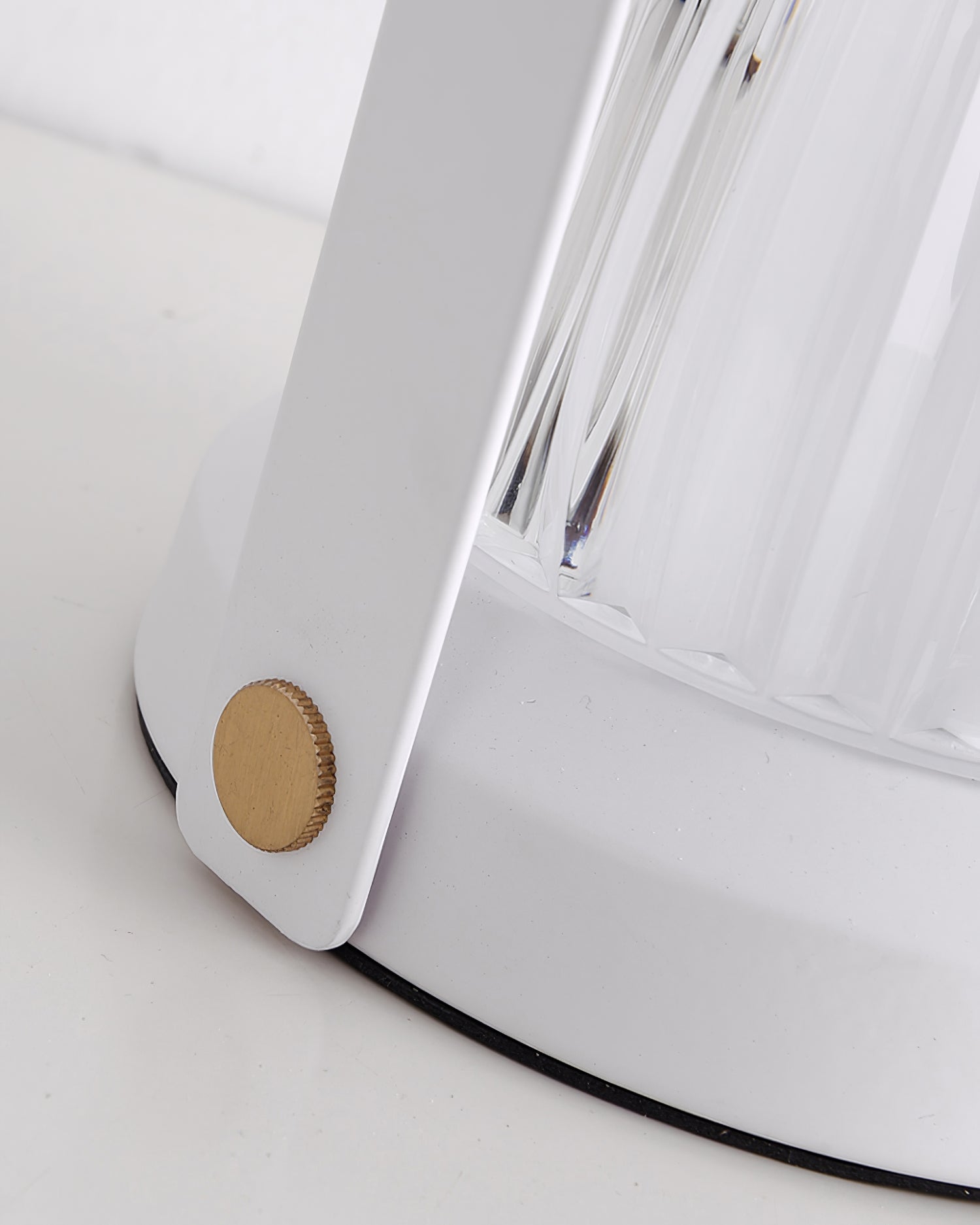seine-modern-cordless-led-table-lamp-rechargeable-dimmable-bedside-desk-light