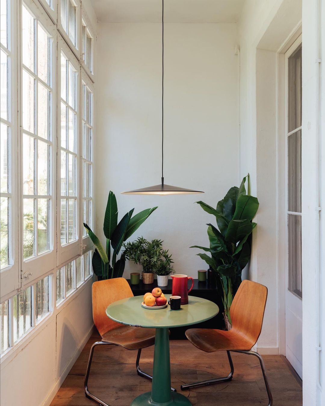 modern-natural-ash-wood-layered-sepal-pendant-lamp-led-ceiling-hanging-light