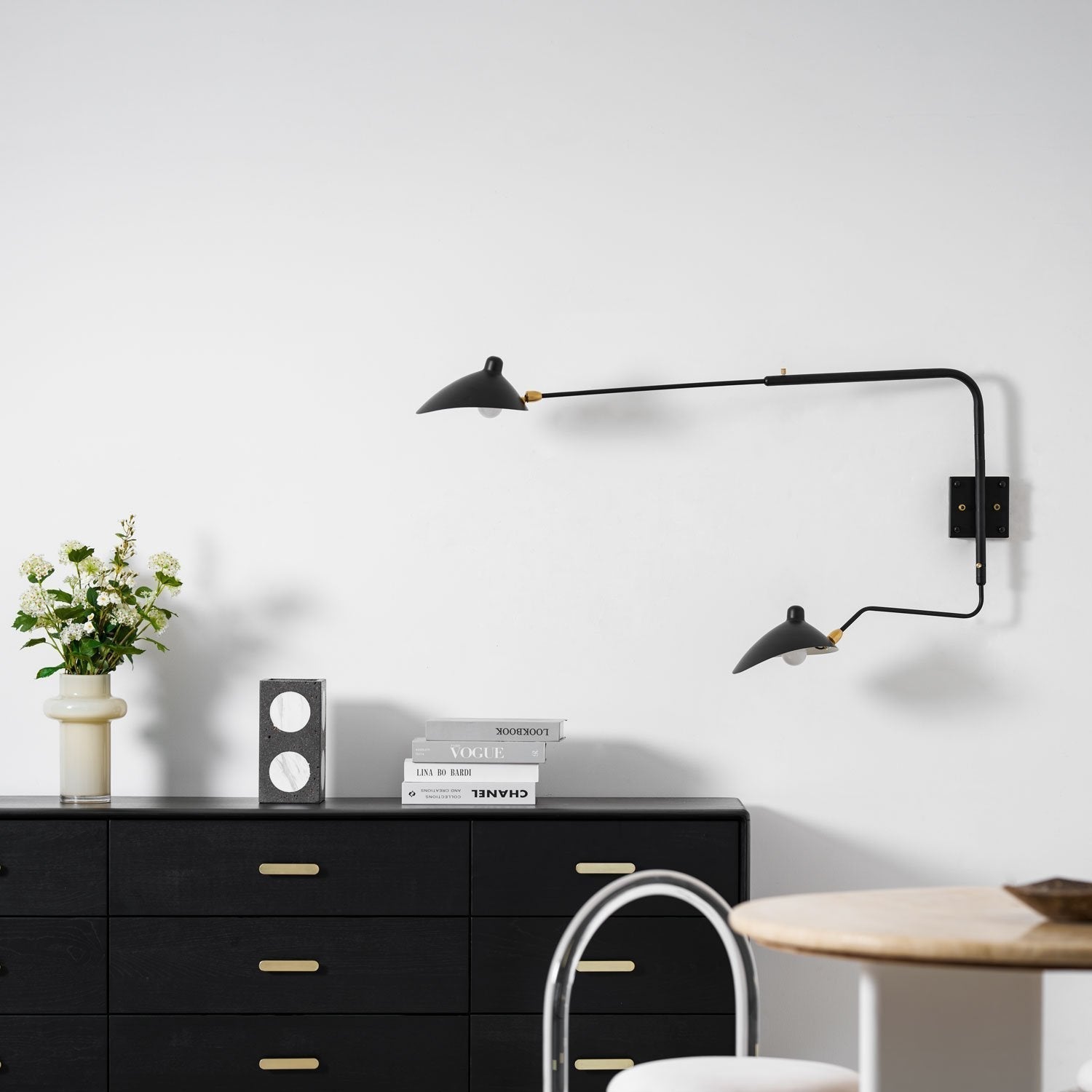 industrial-adjustable-long-arm-wall-sconce-with-rotating-metal-shade-for-indoor-lighting