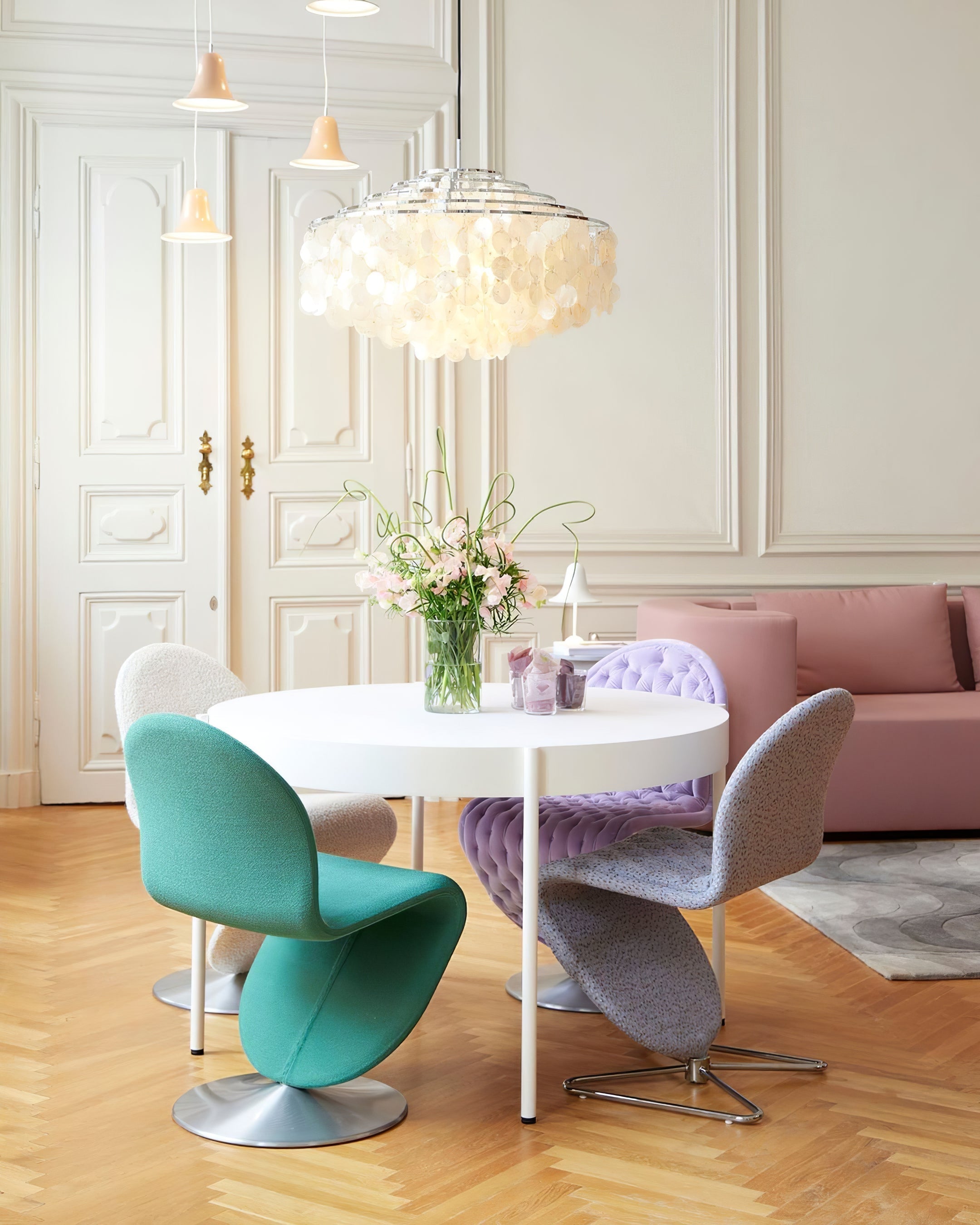 Modern Round Shell Pendant Light Coastal Chandelier for Living Room and Bedroom