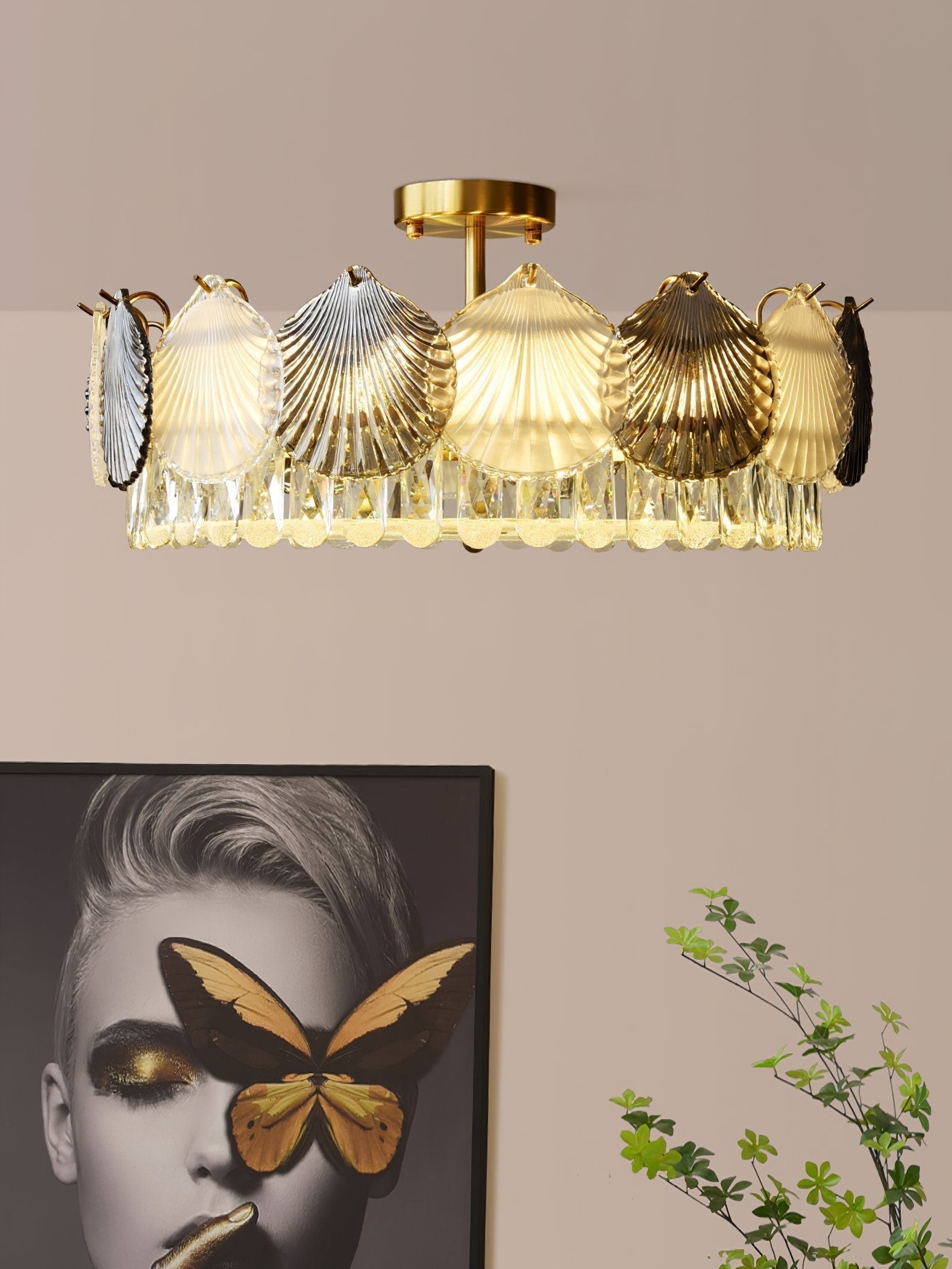 luxury-shell-shaped-crystal-flush-mount-ceiling-light-fixture-with-gold-finish