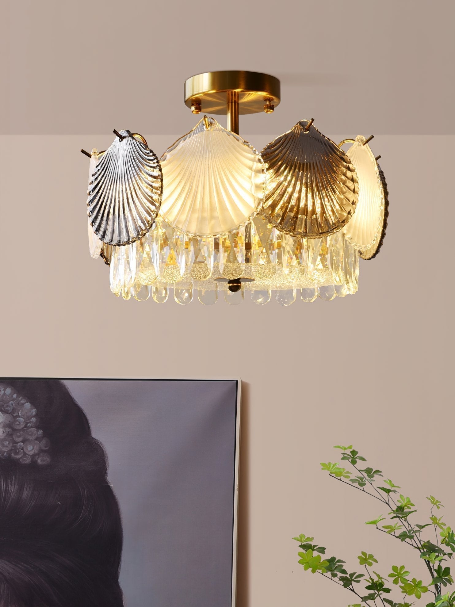 luxury-shell-shaped-crystal-flush-mount-ceiling-light-fixture-with-gold-finish