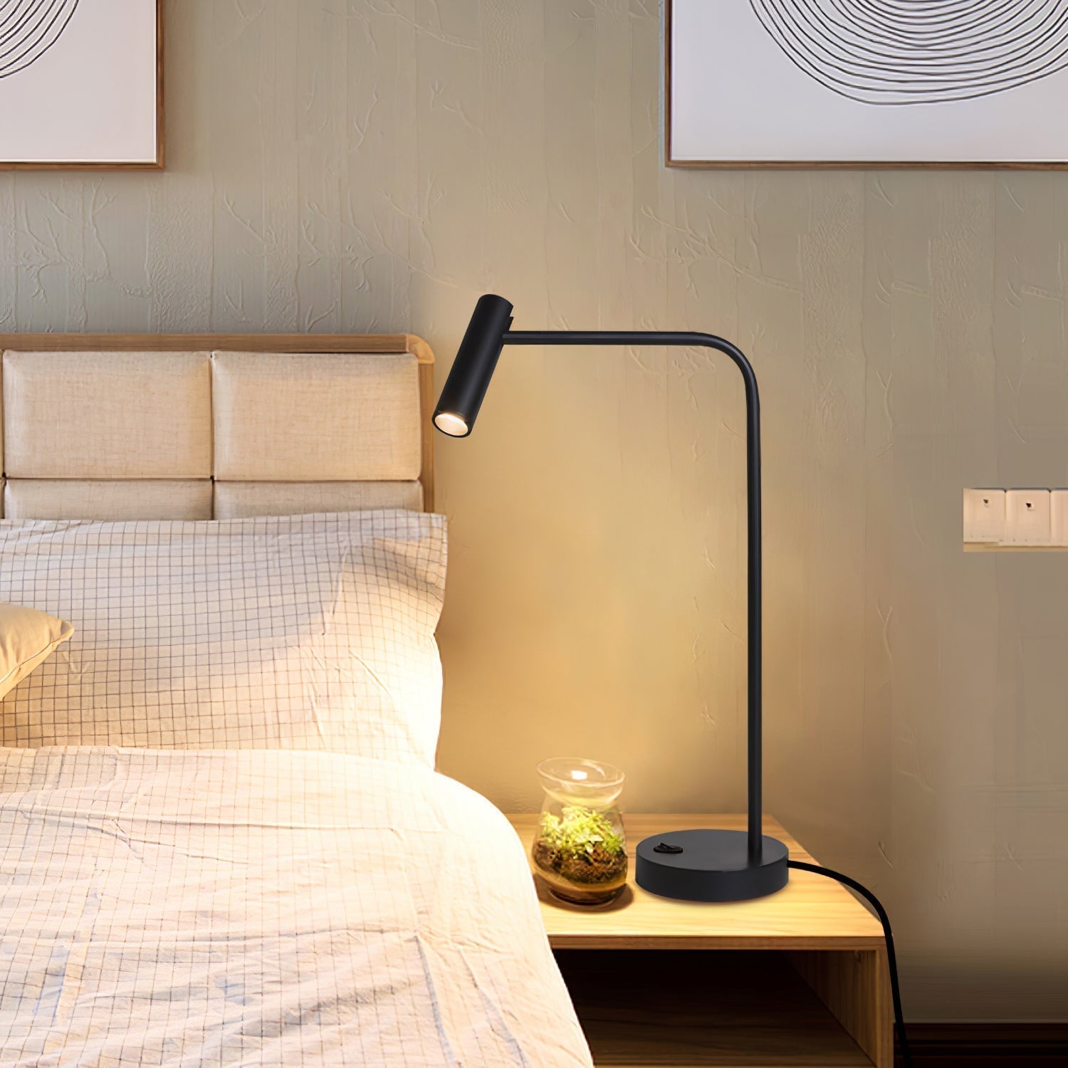 Contemporary Skinny LED Bedside Table Lamp with Slender Cylindrical Light in Metal