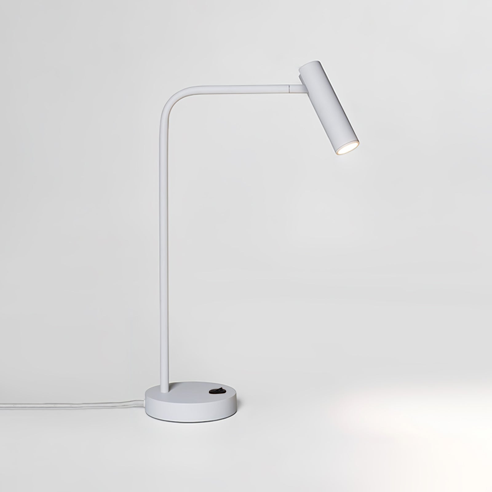 Contemporary Skinny LED Bedside Table Lamp with Slender Cylindrical Light in Metal