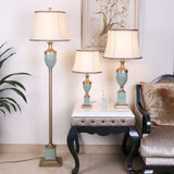 Art Deco Fluted Resin Table Lamp with Fabric Shade for Elegant Home Decor