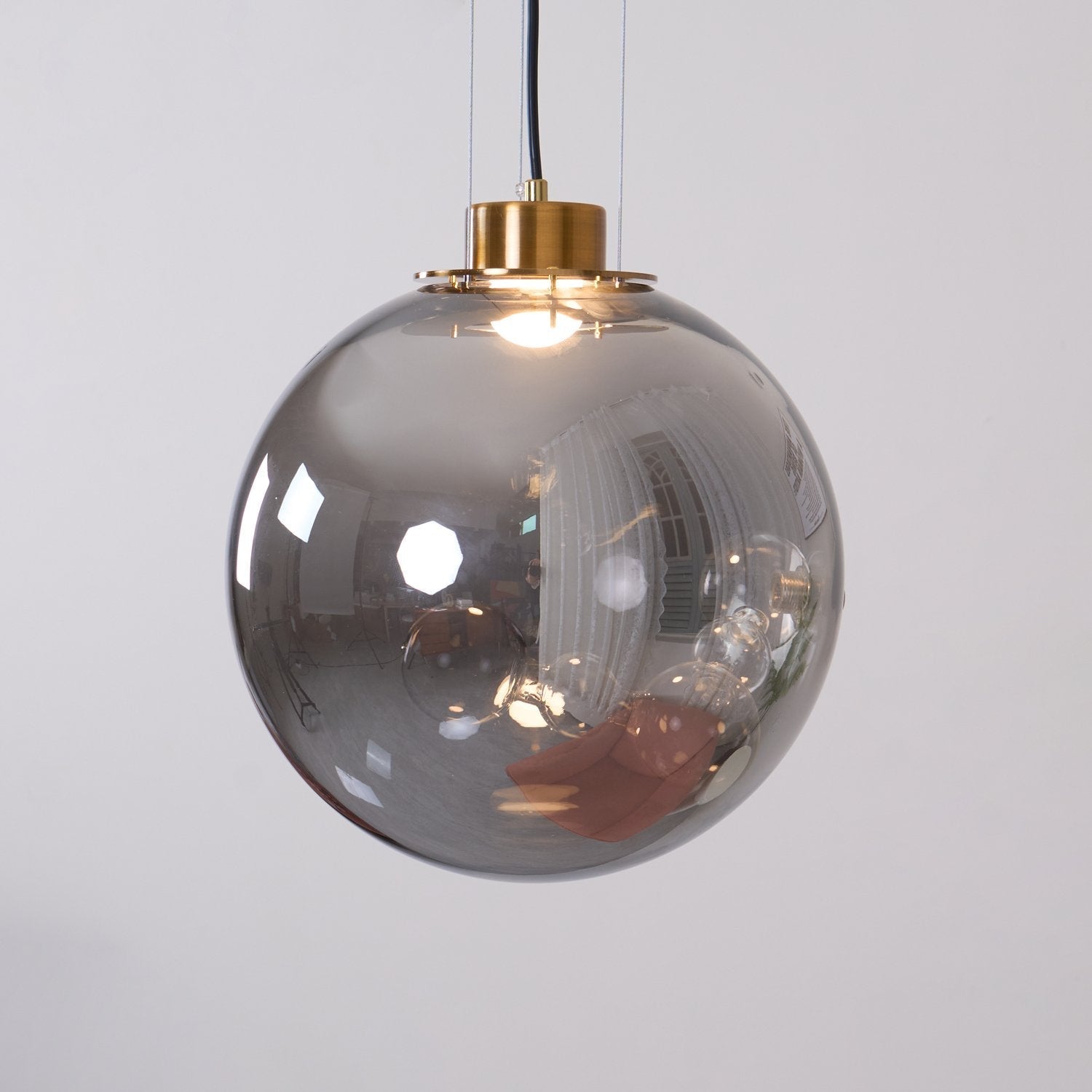 modern-glass-ball-pendant-light-soap-bubble-design-hanging-lamp-with-integrated-led
