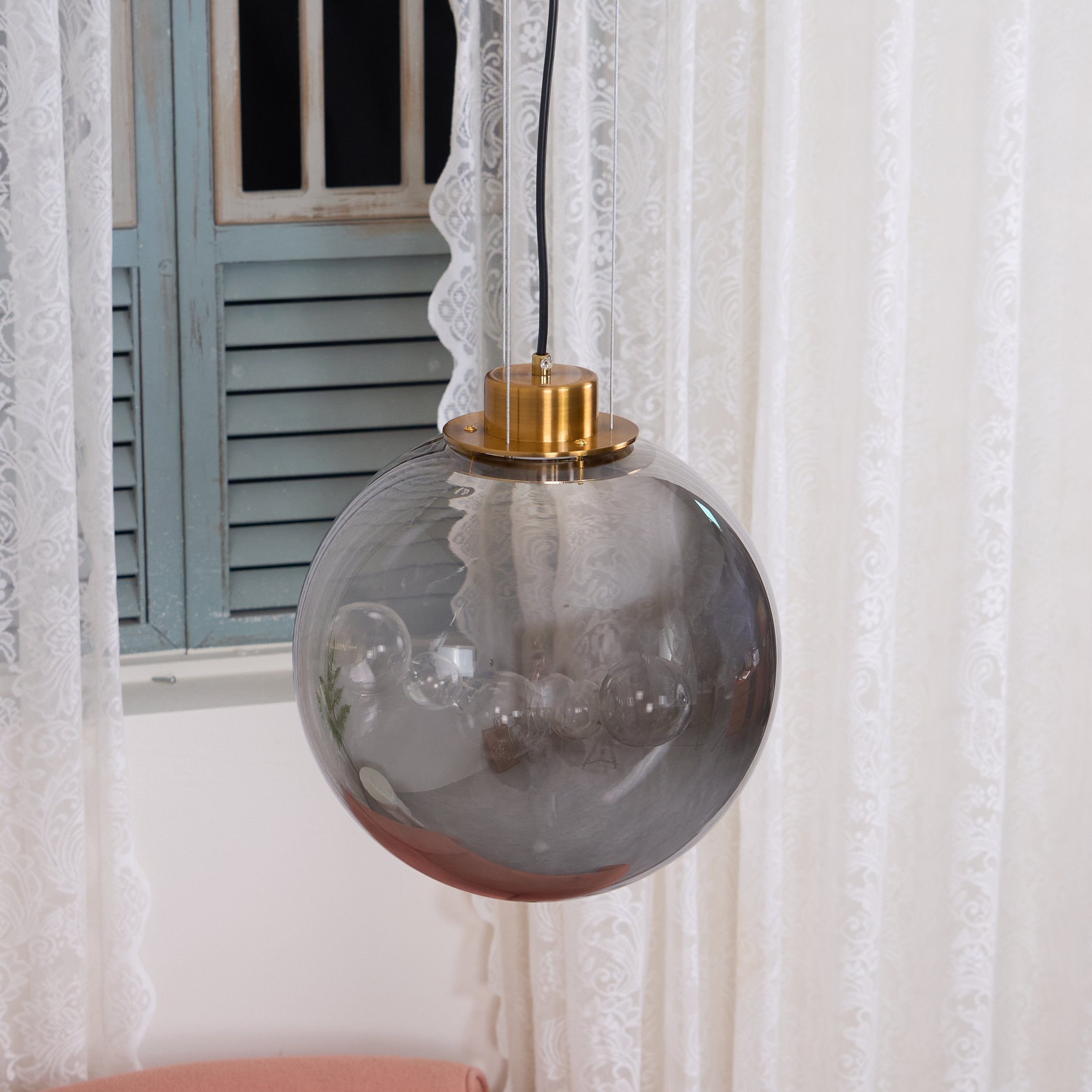 modern-glass-ball-pendant-light-soap-bubble-design-hanging-lamp-with-integrated-led