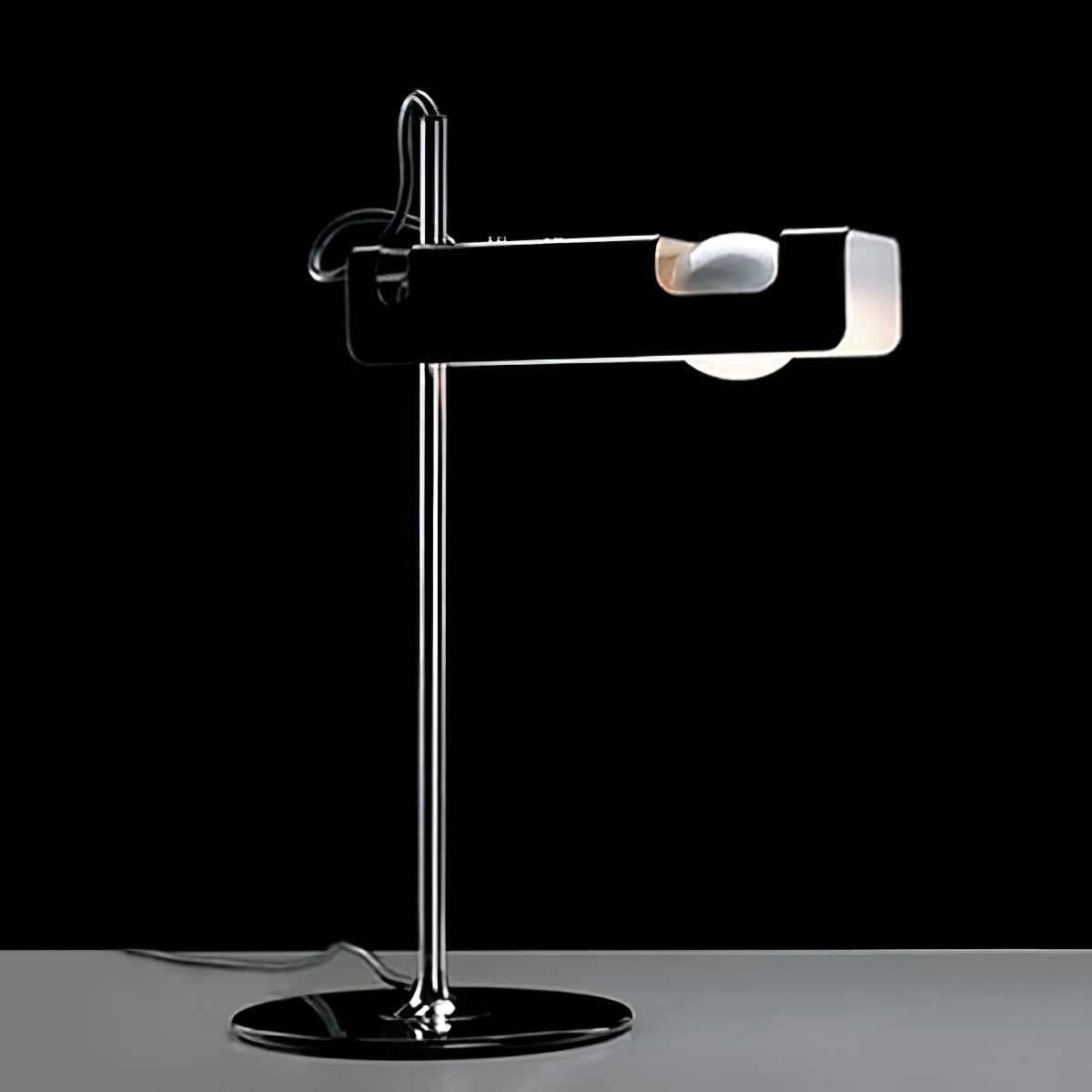Modern Spider Metal Adjustable Table Lamp with Tilting Spotlight for Bedroom Nightstand or Desk