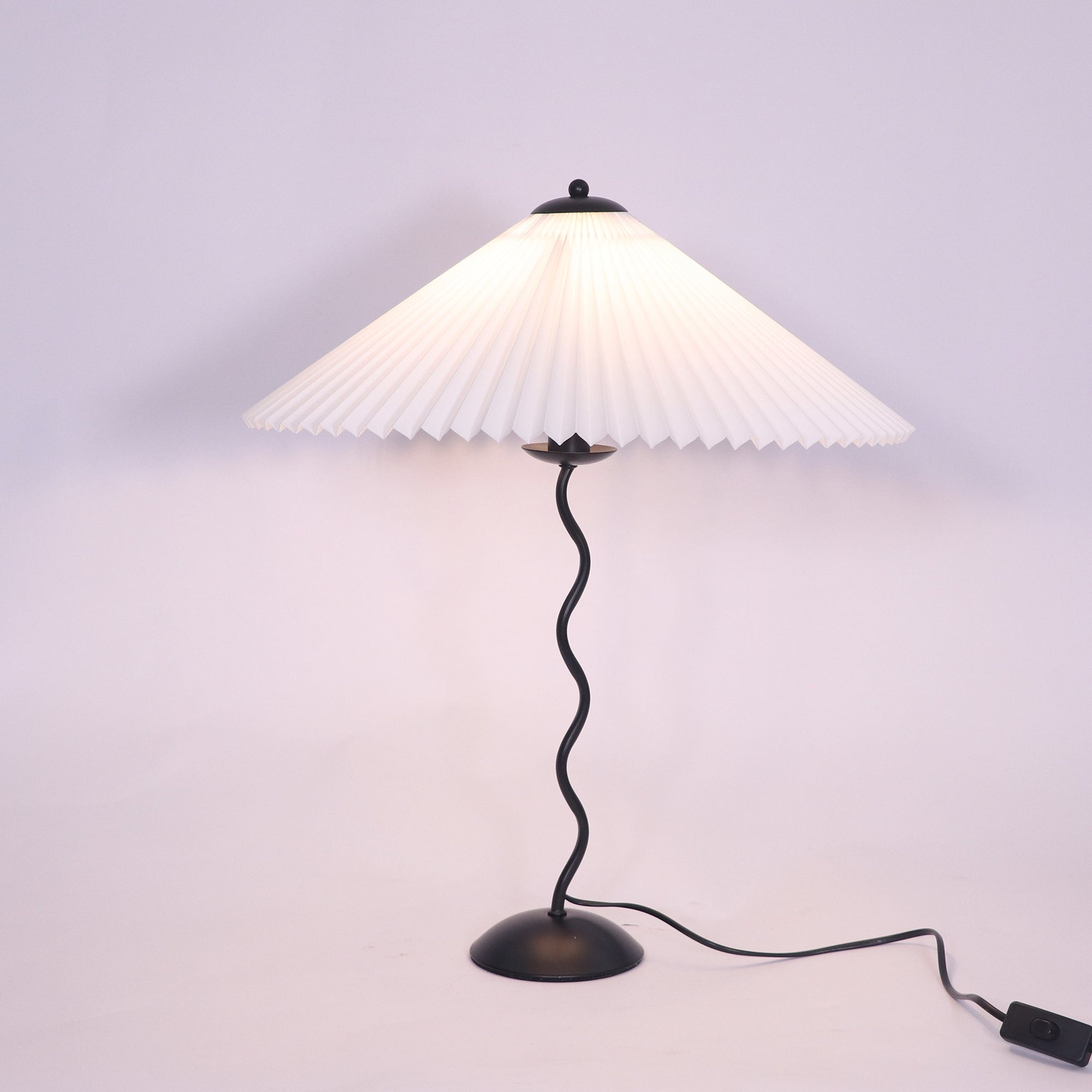 Modern Pleated Fabric Table Lamp with Nordic Wavy Metal Stem for Bedroom Living Room