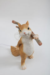 Squirrel Shaped Portable Resin Table Lamp Unique Animal Design Night Light for Modern Home Decor