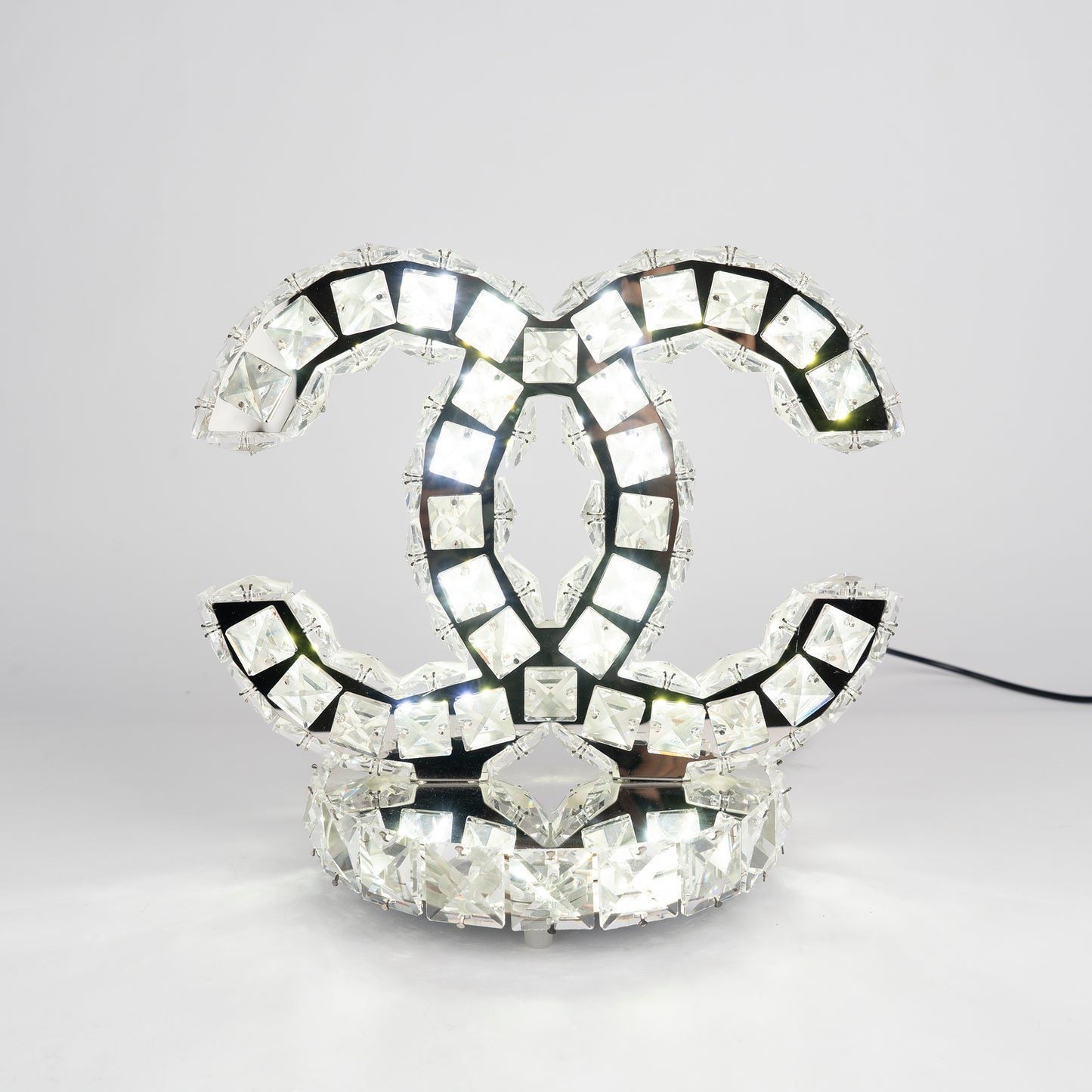 modern-stainless-steel-k9-crystal-table-lamp-for-luxury-bedroom-and-living-room-lighting