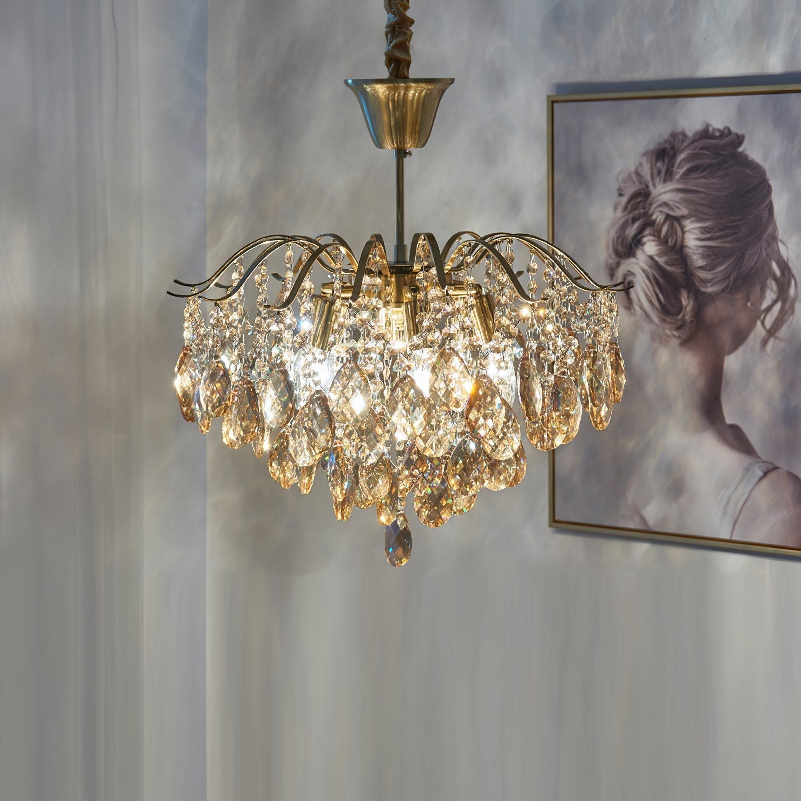 modern-wedge-shaped-gold-and-crystal-pendant-light-for-dining-room-and-living-room