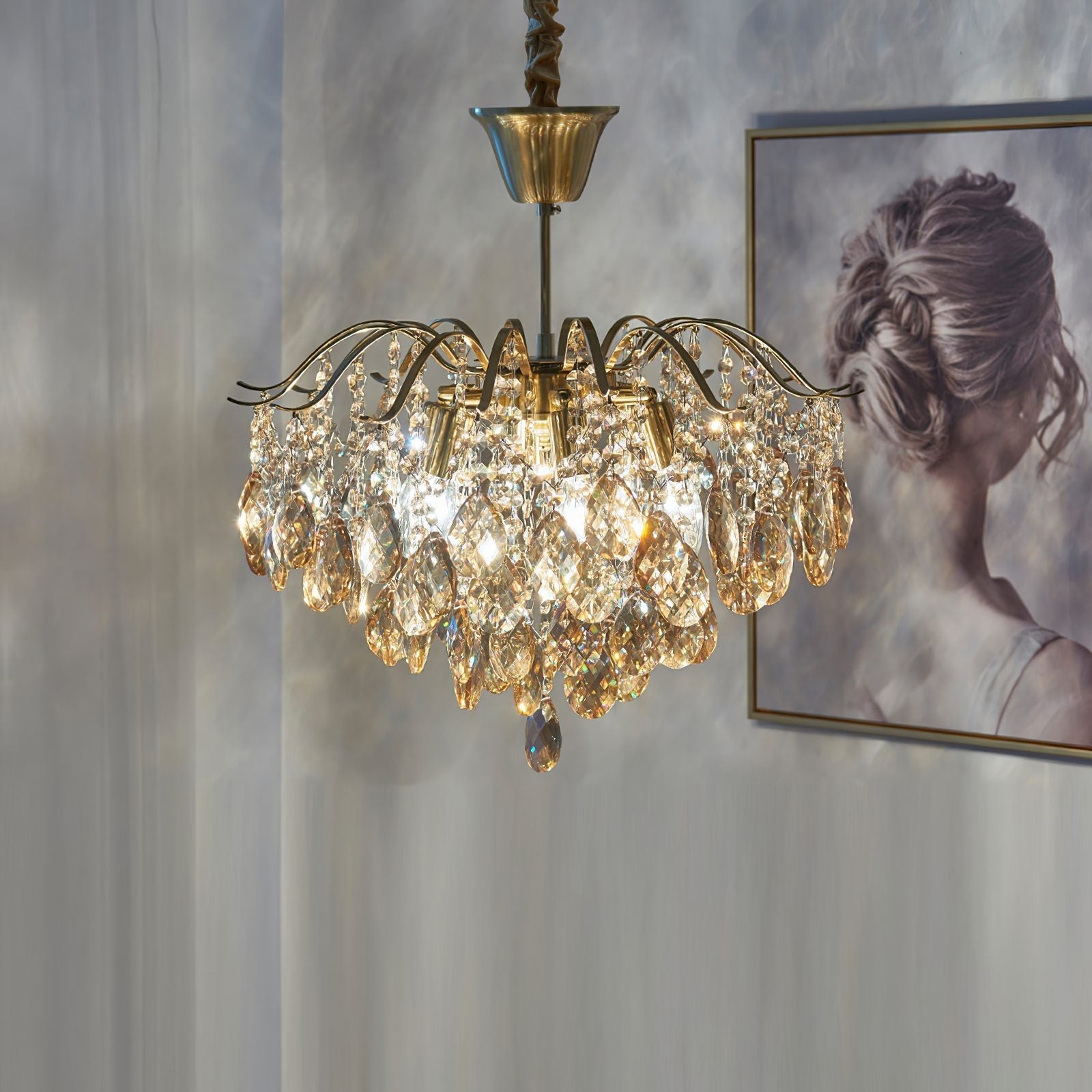 modern-wedge-shaped-gold-and-crystal-pendant-light-for-dining-room-and-living-room