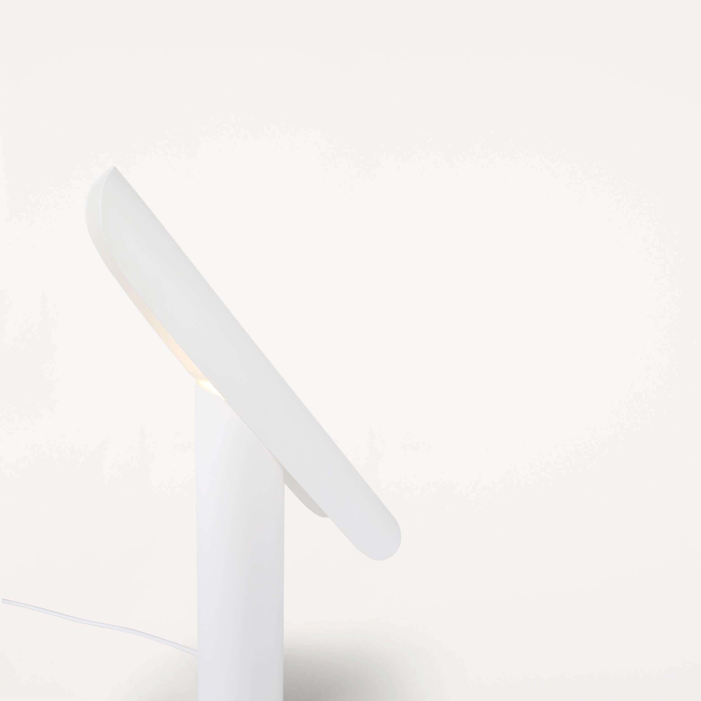 Modern Minimalist Geometric Adjustable LED Desk Lamp with Metal Finish