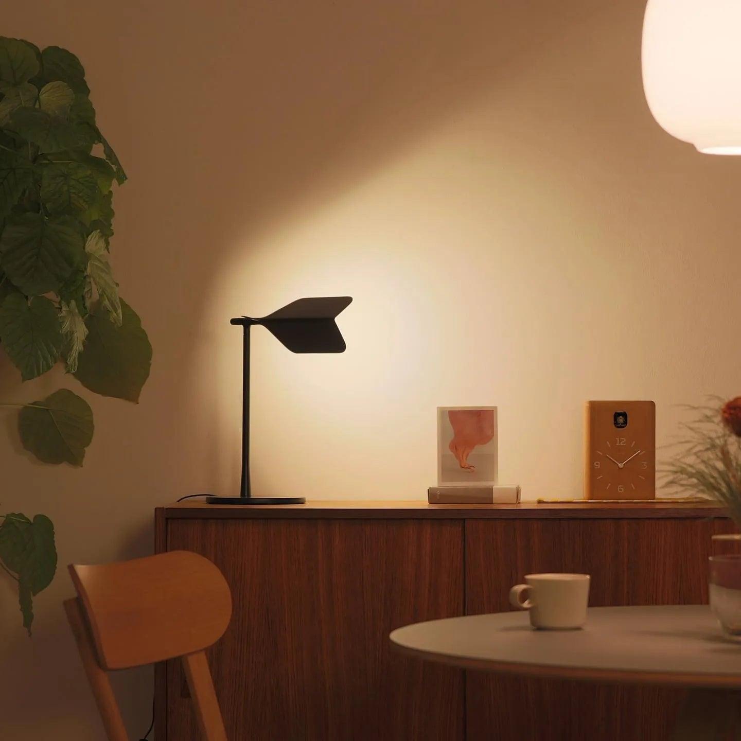 Sleek Aluminum Minimalist LED Table Lamp with Adjustable Pivoting Hood