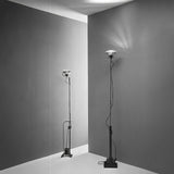Modern Industrial Adjustable LED Floor Lamp with Telescopic Stem for Living Room Lighting