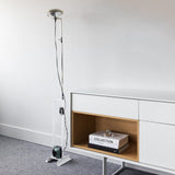 Modern Industrial Adjustable LED Floor Lamp with Telescopic Stem for Living Room Lighting