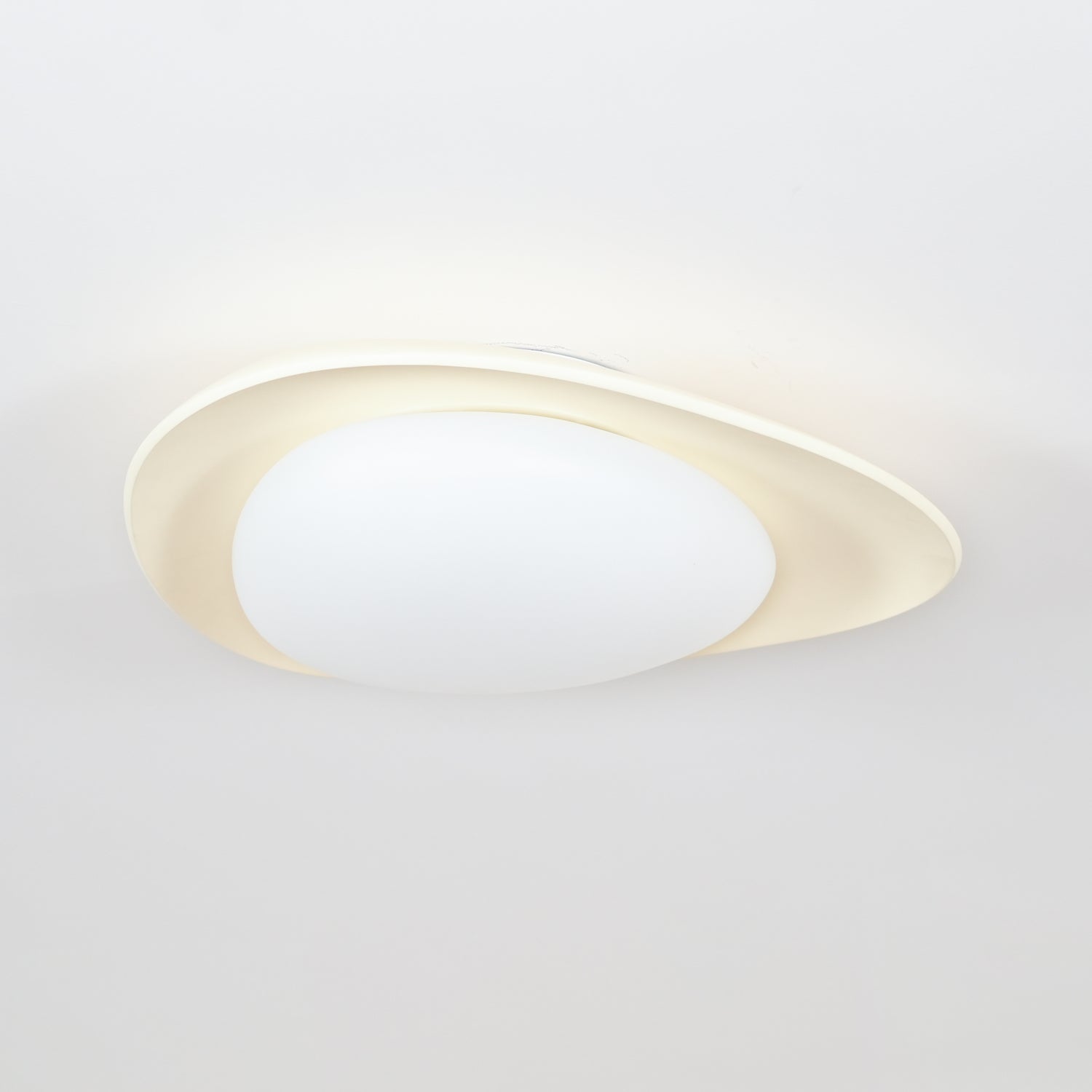 Tonia Resin Round Flush Mount LED Ceiling Light for Modern Interior Decor