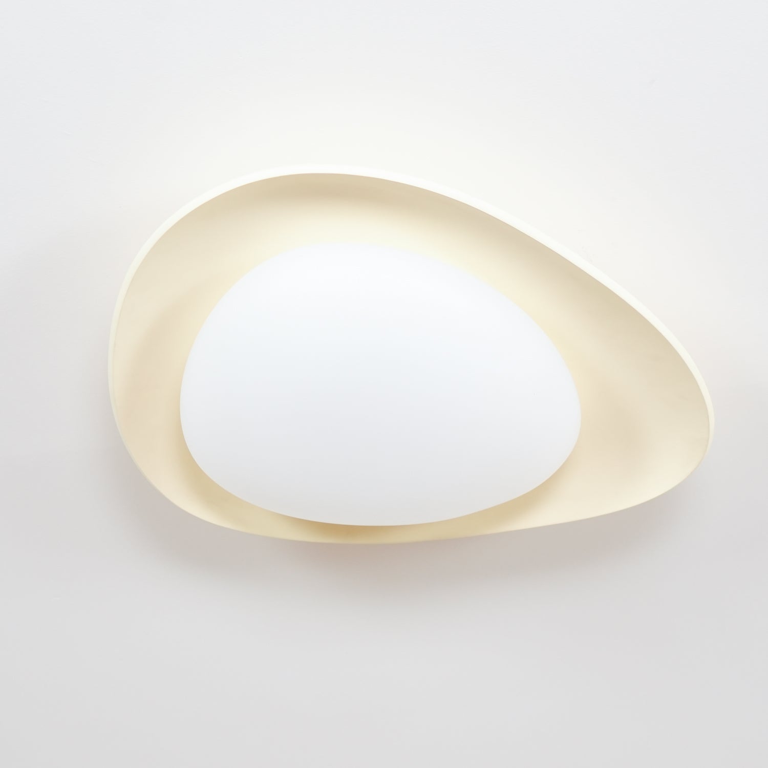 Tonia Resin Round Flush Mount LED Ceiling Light for Modern Interior Decor