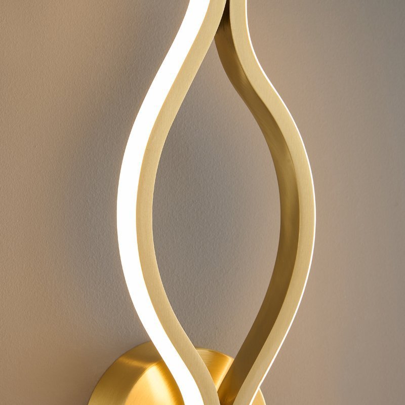 modern-minimalist-twist-led-wall-sconce-for-contemporary-living-room-decor