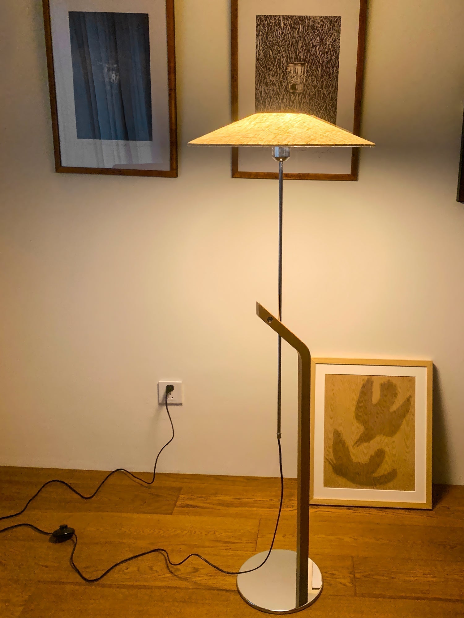 Modern Umbrella Style Wood Floor Lamp with Adjustable Height and Fabric Shade
