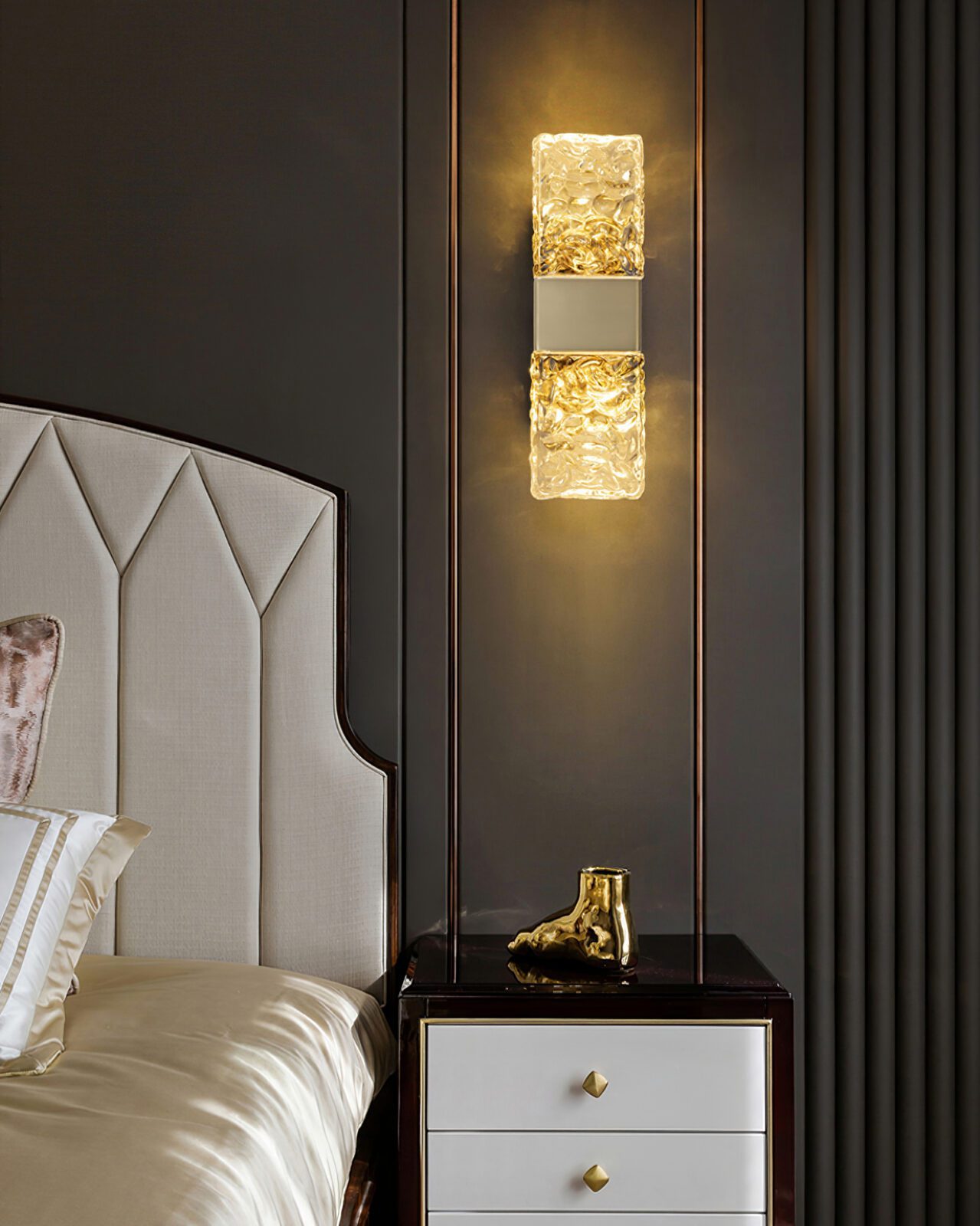 modern-gold-ice-glass-wall-sconce-luxury-textured-glass-led-vanity-light