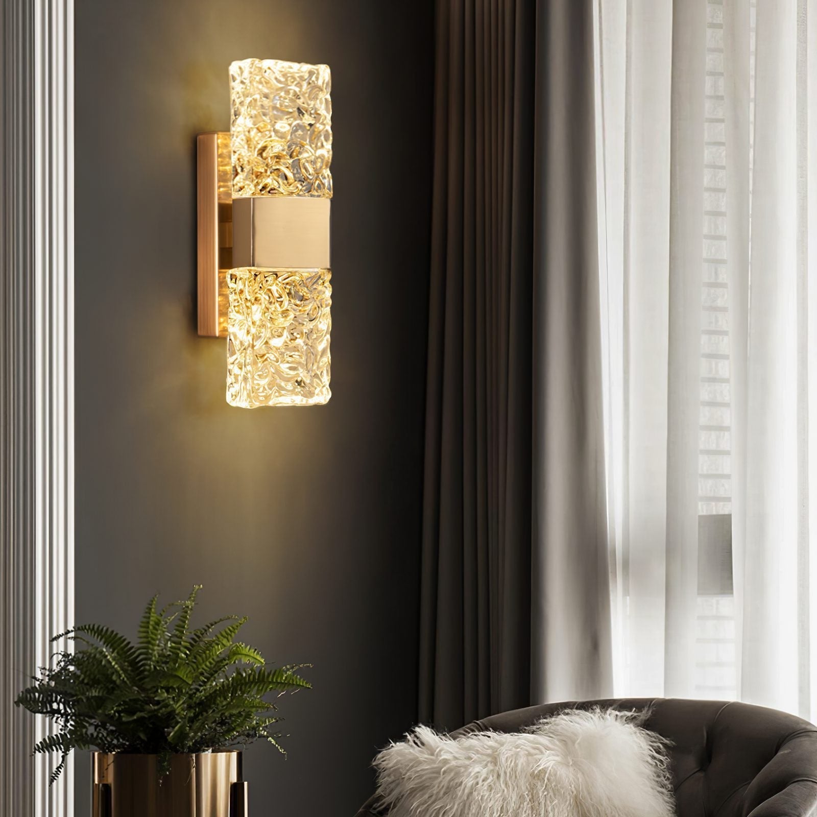 modern-gold-ice-glass-wall-sconce-luxury-textured-glass-led-vanity-light