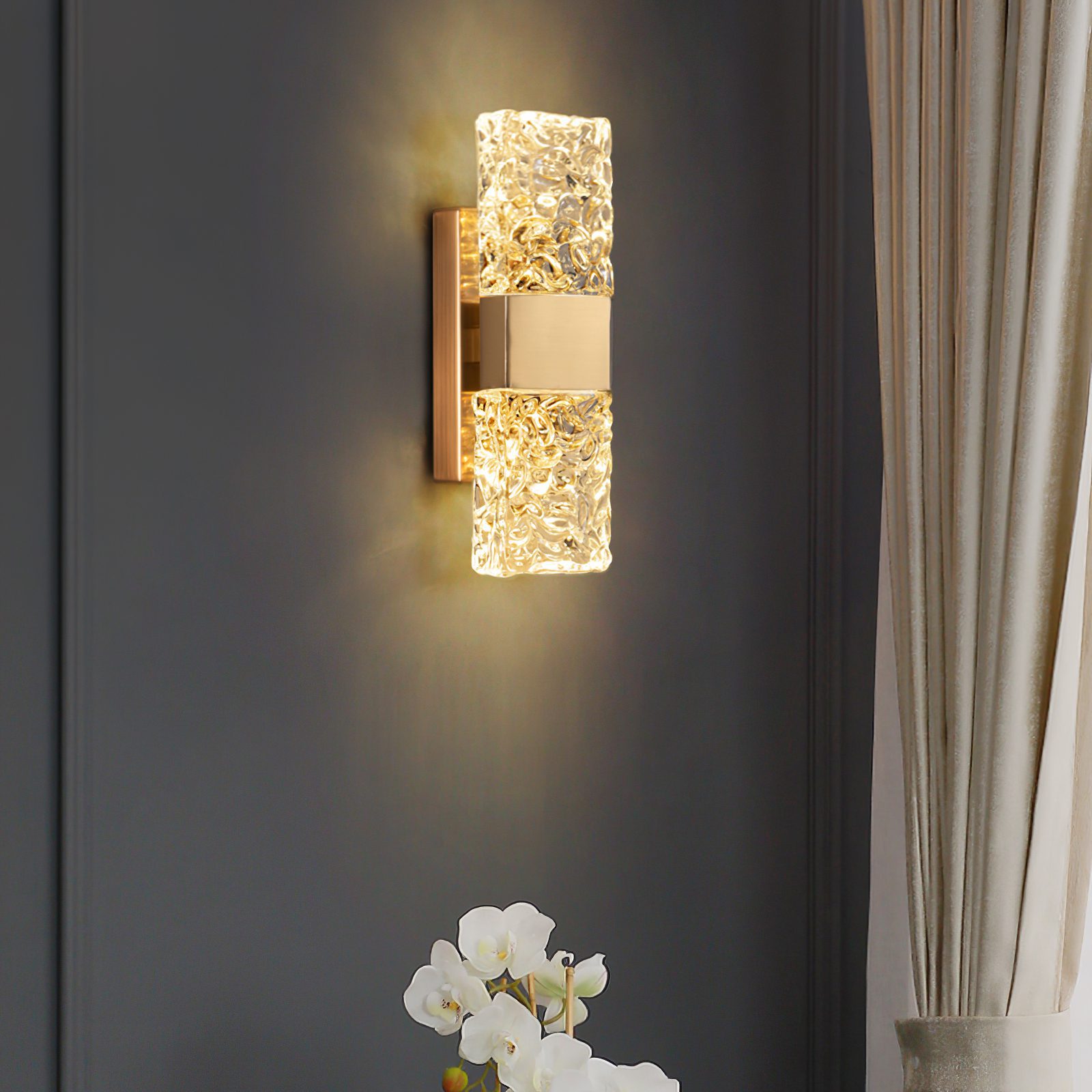 modern-gold-ice-glass-wall-sconce-luxury-textured-glass-led-vanity-light