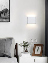 modern-oval-led-wall-sconce-minimalist-aluminum-wall-wash-light-for-contemporary-interiors