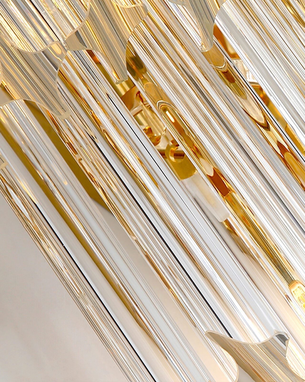 elegant-venetian-glass-rod-wall-light-gold-tapered-crystal-sconce