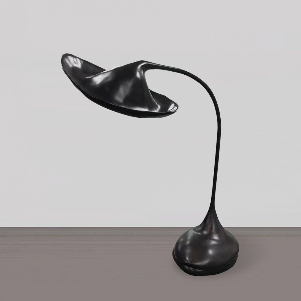 venus-flytrap-inspired-modern-sculptural-floor-lamp-black-artistic-standing-light