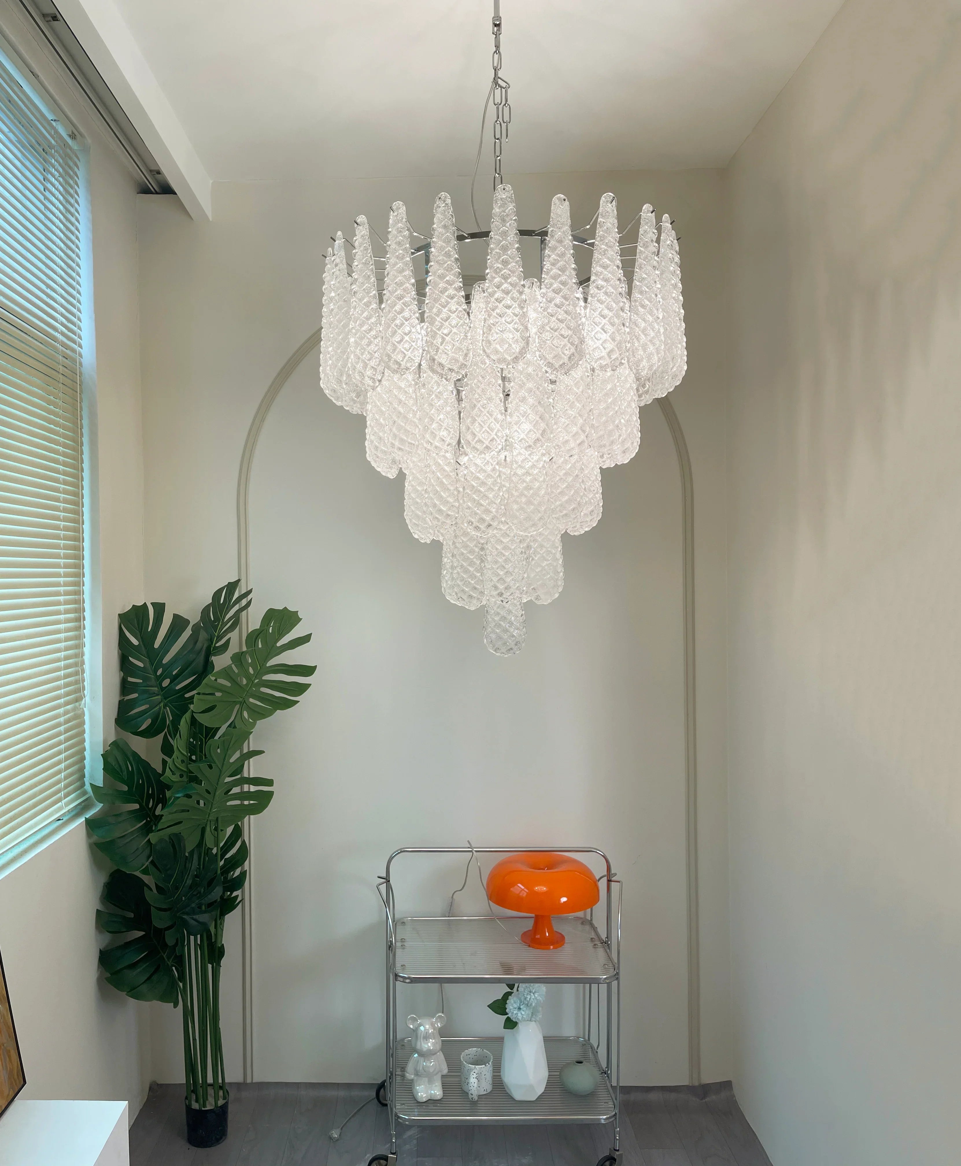 luxury-vintage-murano-glass-petals-drop-chandelier-elegant-transparent-glass-pendant-light