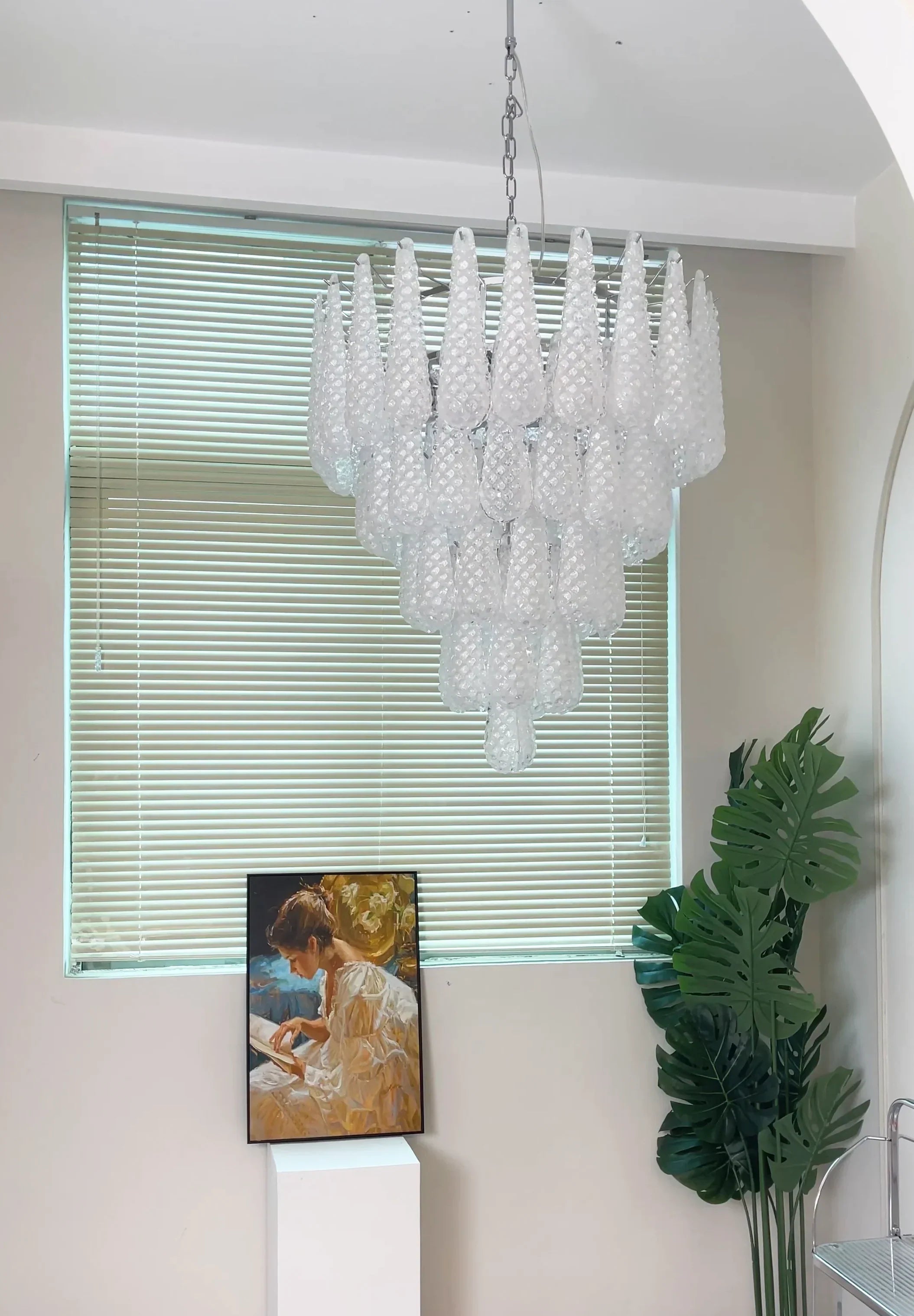 luxury-vintage-murano-glass-petals-drop-chandelier-elegant-transparent-glass-pendant-light
