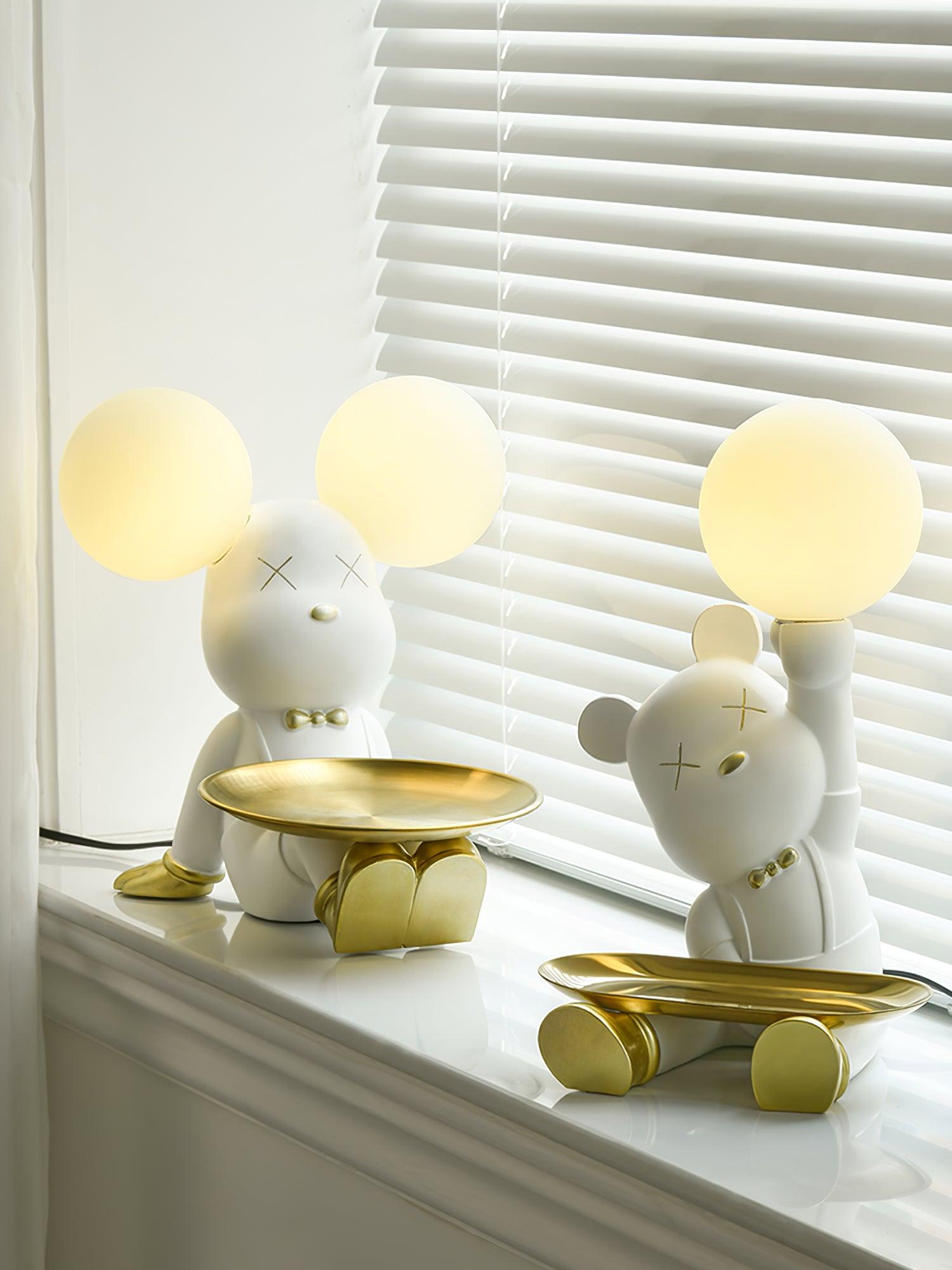 Violent Bear Decorative Resin Table Lamp with Storage Tray for Modern Bedside and Office Desks