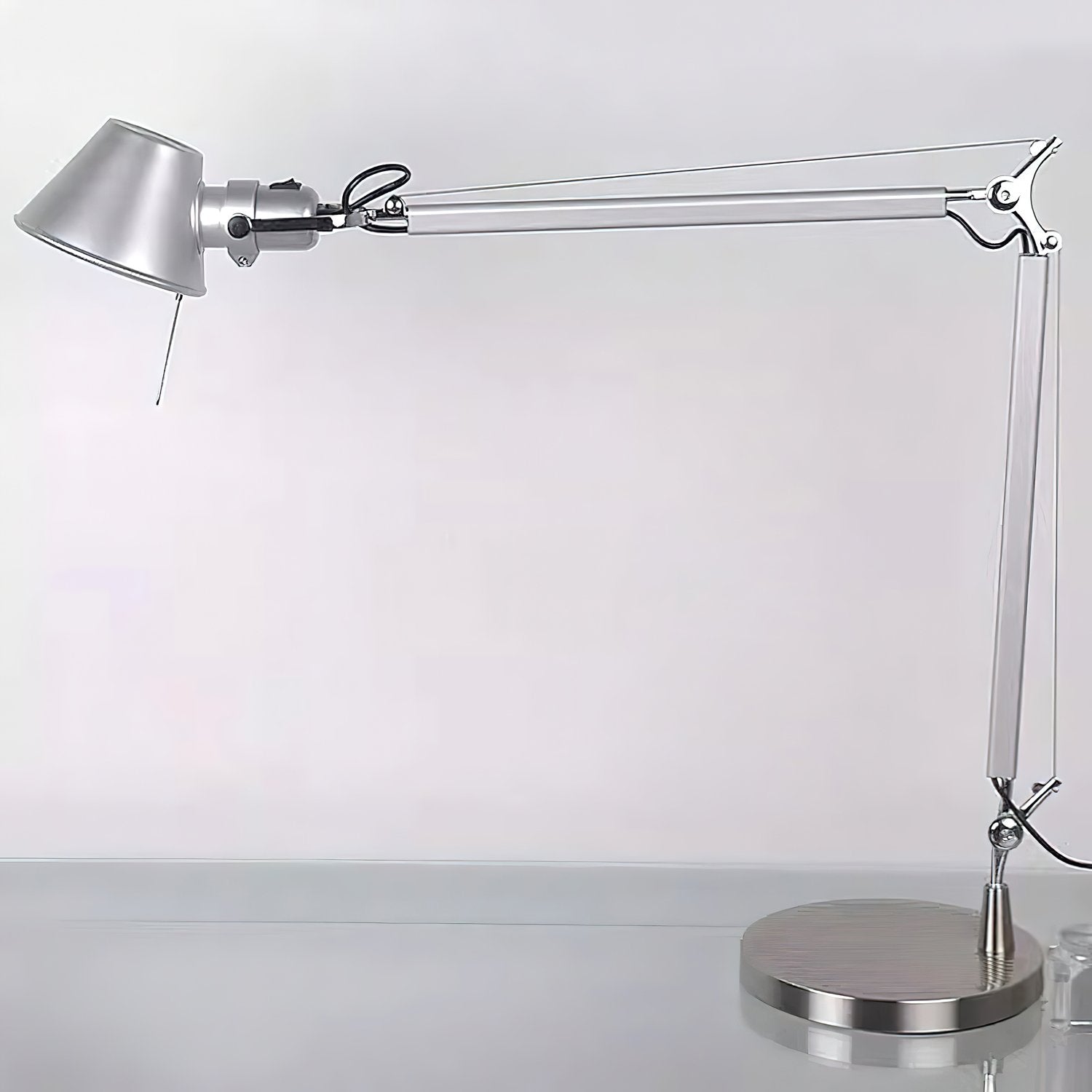 modern-metal-desk-lamp-with-adjustable-arm-and-silver-finish-for-office