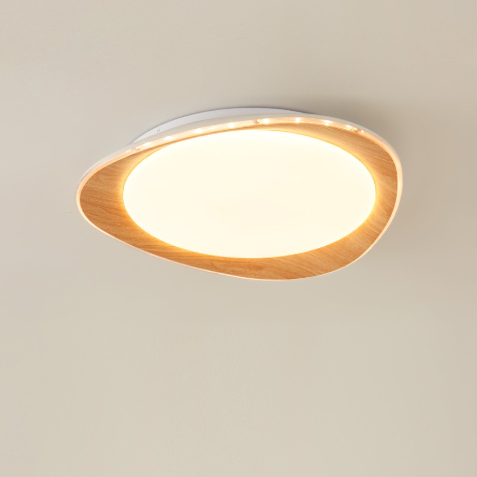 modern-wood-grain-flying-cake-style-led-flush-mount-ceiling-light-for-living-room-bedroom