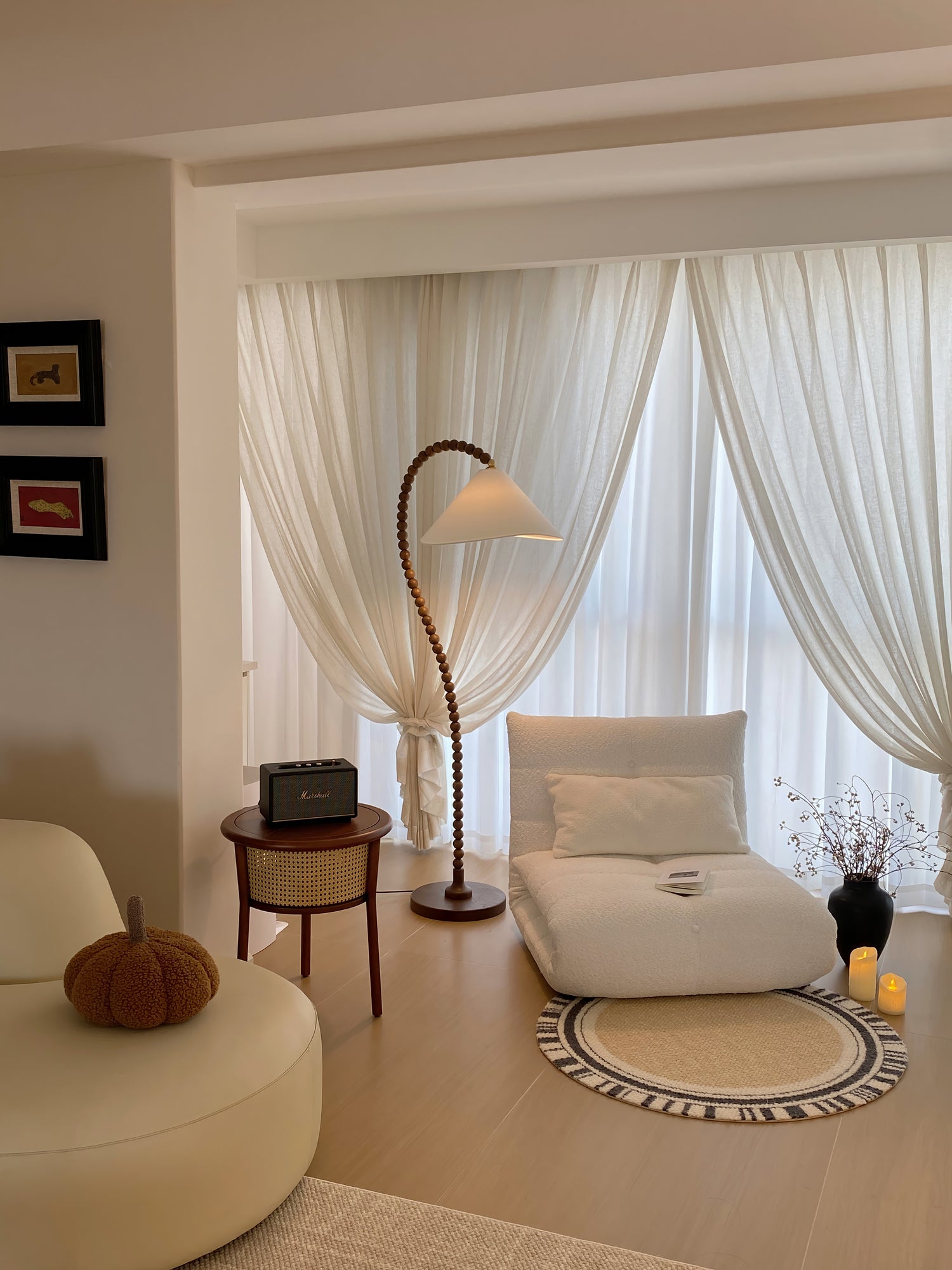 Rustic Wooden Bead Floor Lamp with White Fabric Shade for Mid Century Modern Interior Lighting