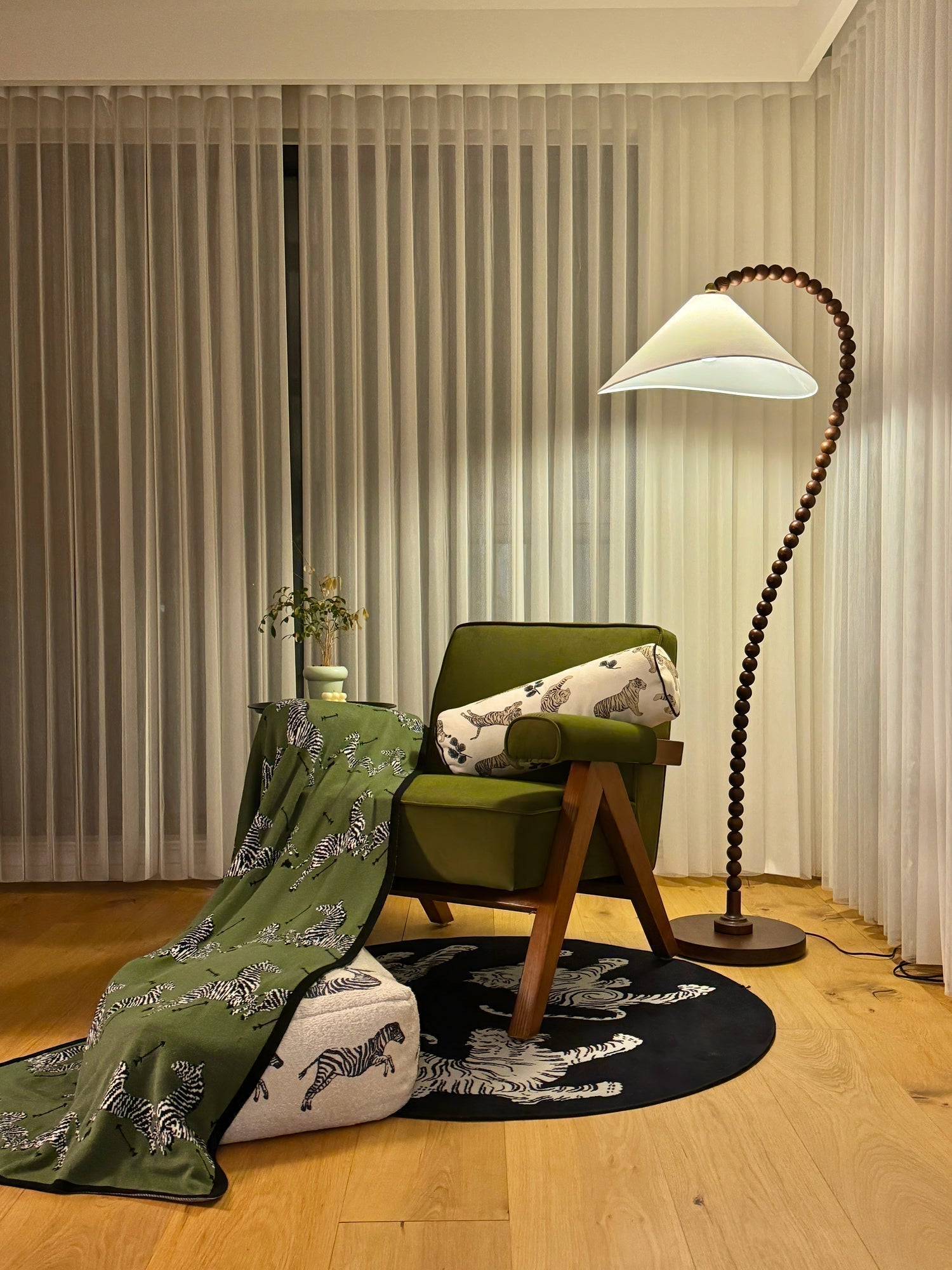 Rustic Wooden Bead Floor Lamp with White Fabric Shade for Mid Century Modern Interior Lighting